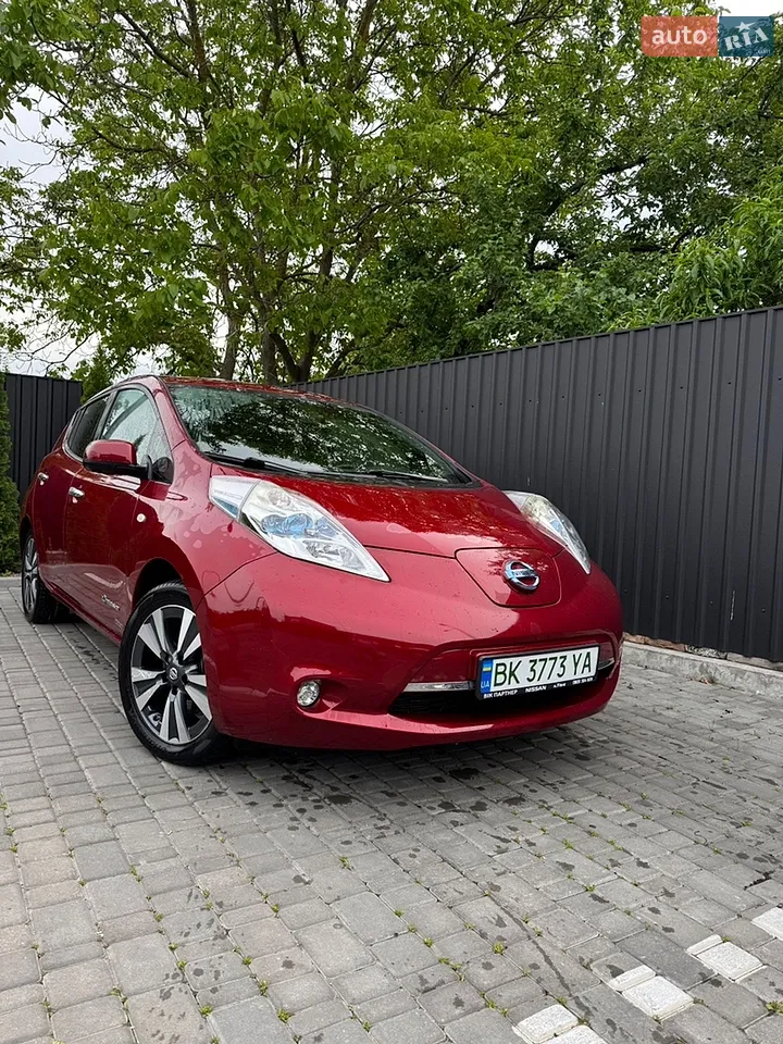 2015 Nissan Leaf - мініатюра 14