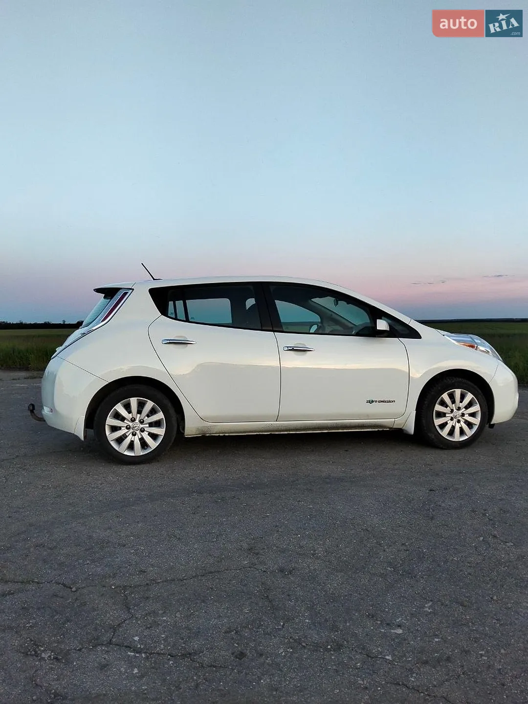 2016 Nissan Leaf - мініатюра 11
