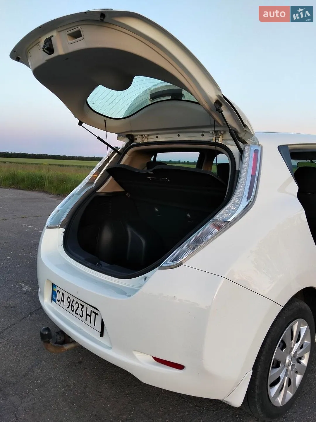 2016 Nissan Leaf - мініатюра 14