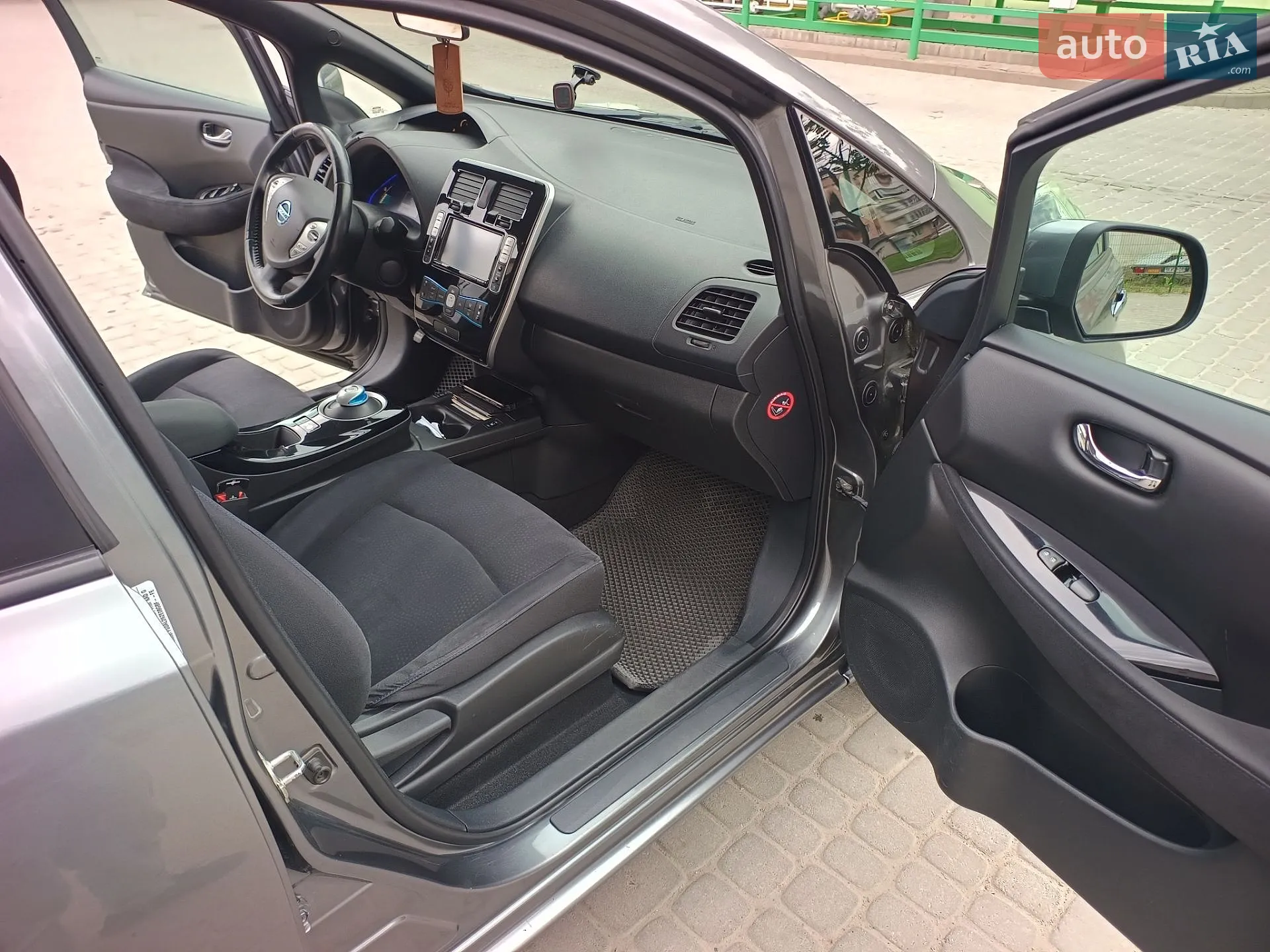 2015 Nissan Leaf - мініатюра 11