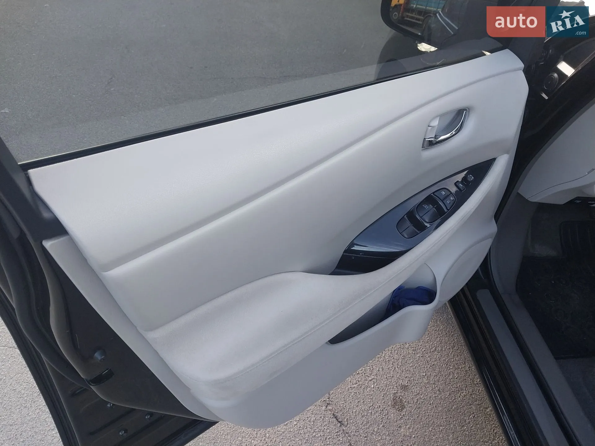 2012 Nissan Leaf - мініатюра 15