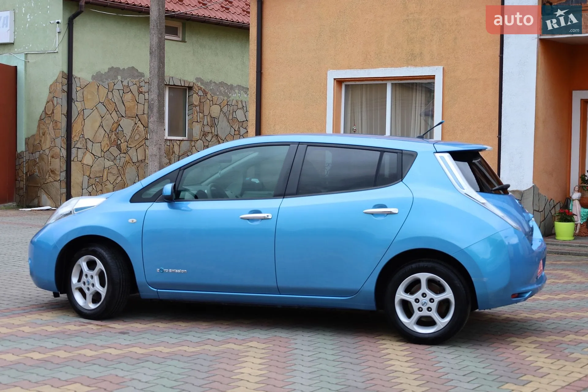 2013 Nissan Leaf - мініатюра 12
