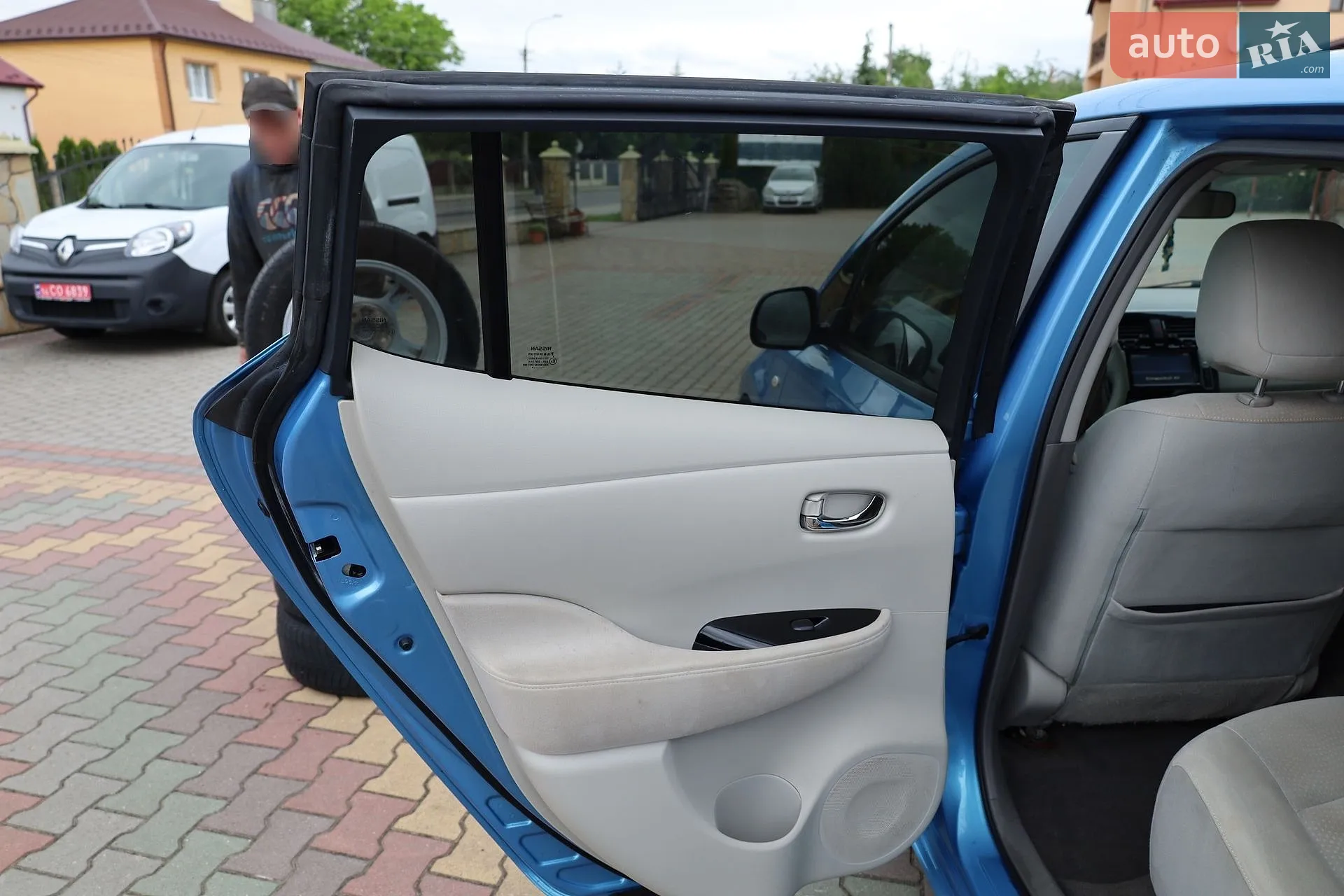 2013 Nissan Leaf - мініатюра 43