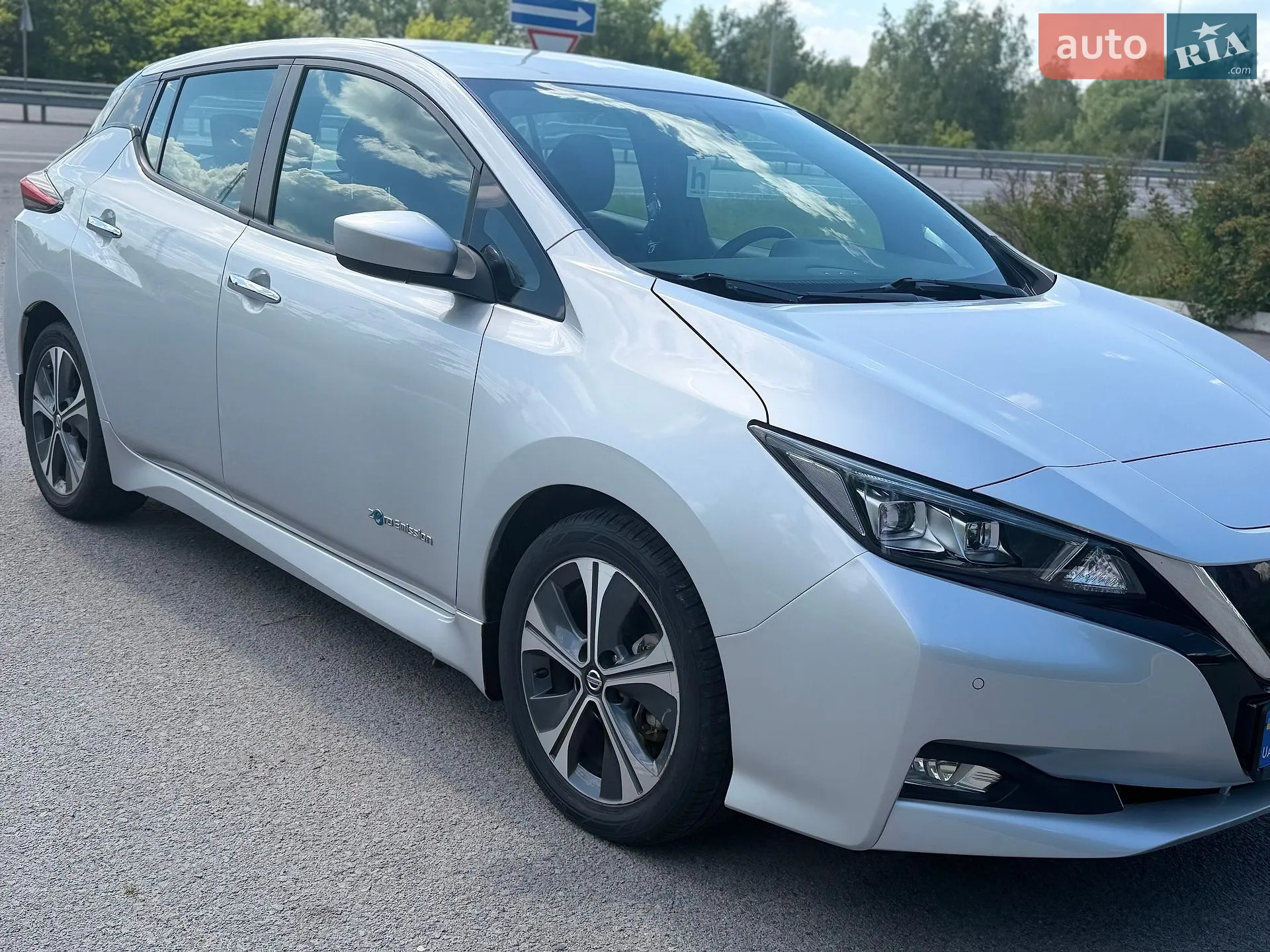 2019 Nissan Leaf - мініатюра 2