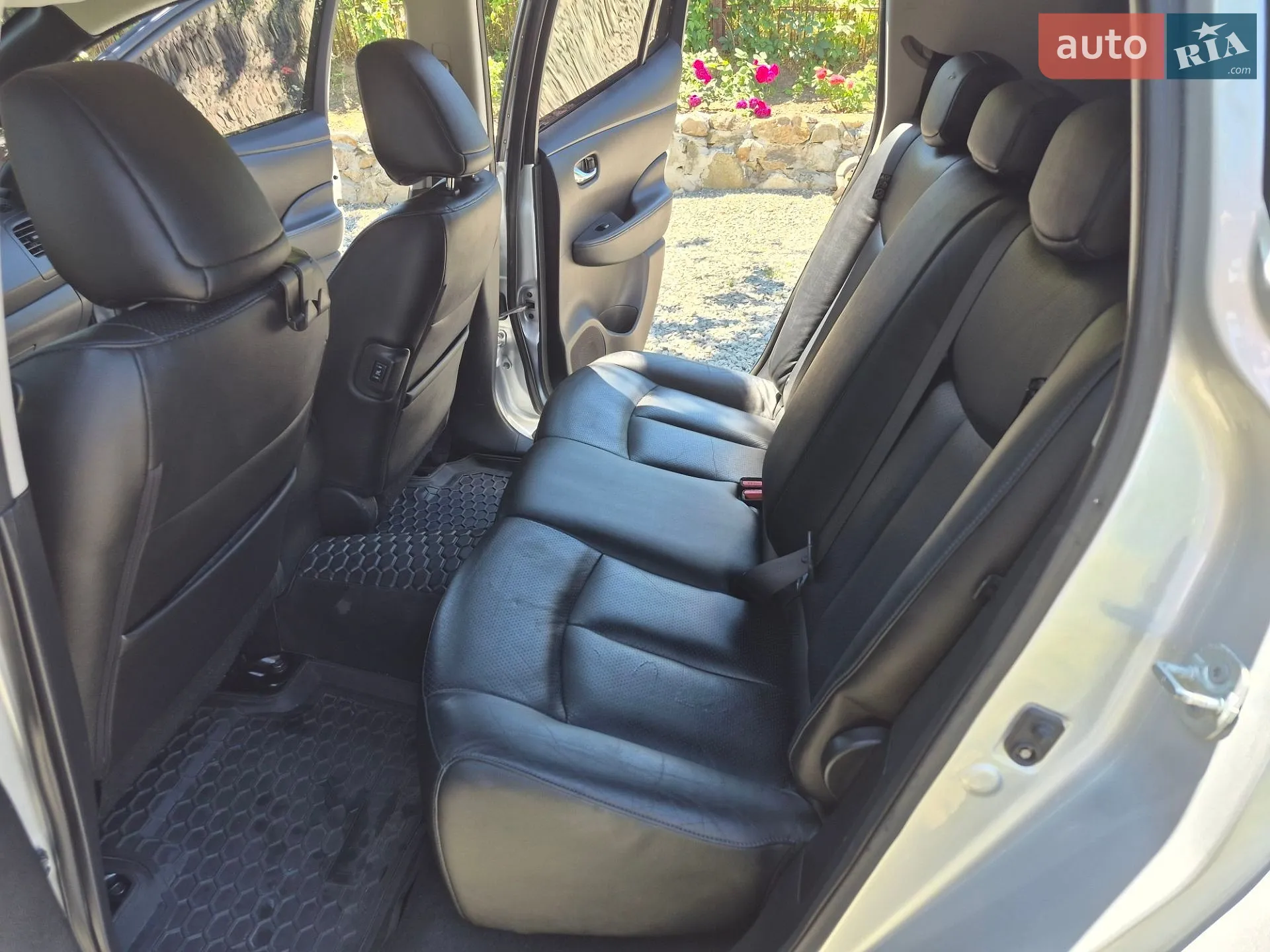 2015 Nissan Leaf - мініатюра 26
