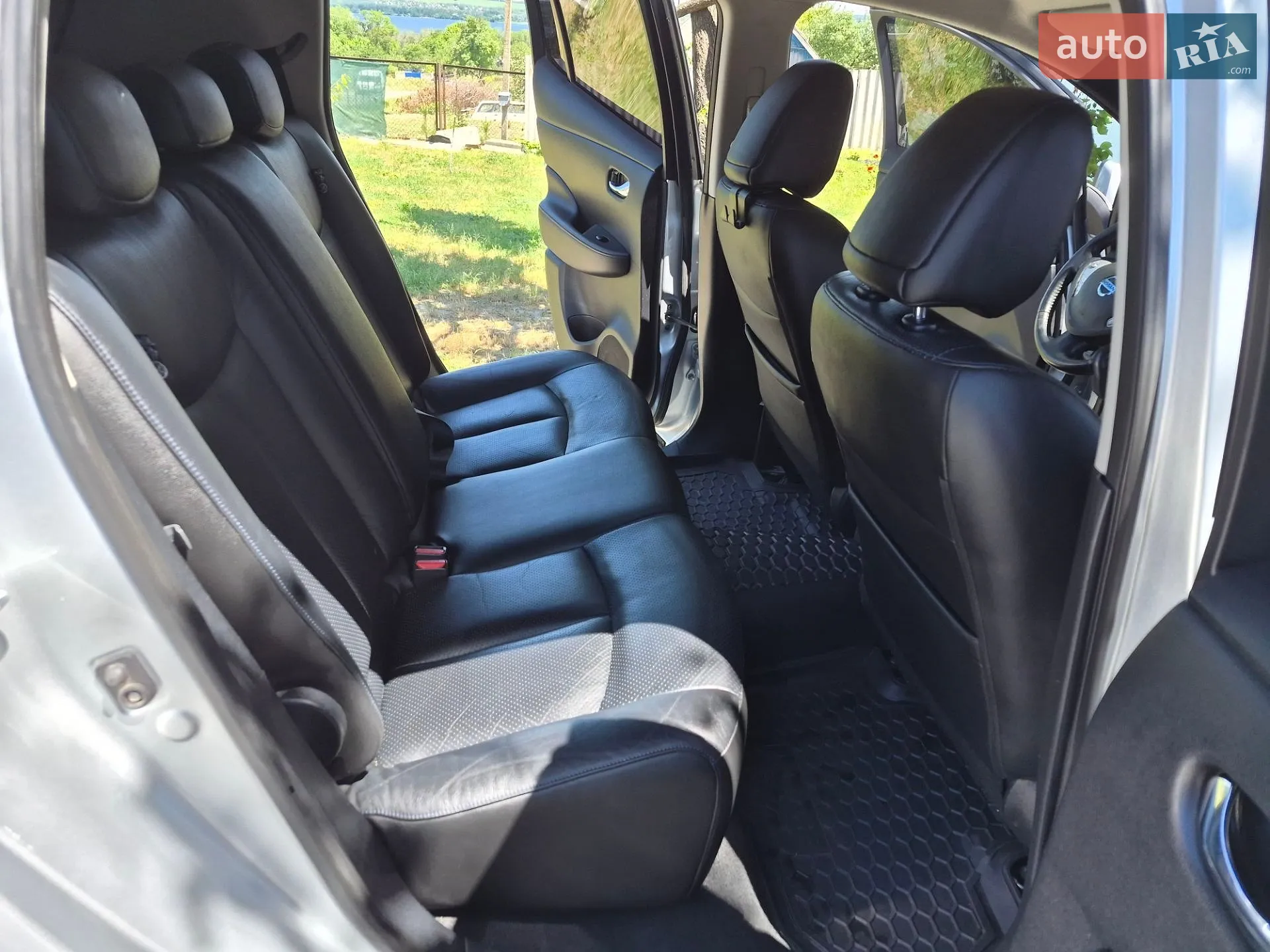 2015 Nissan Leaf - мініатюра 28