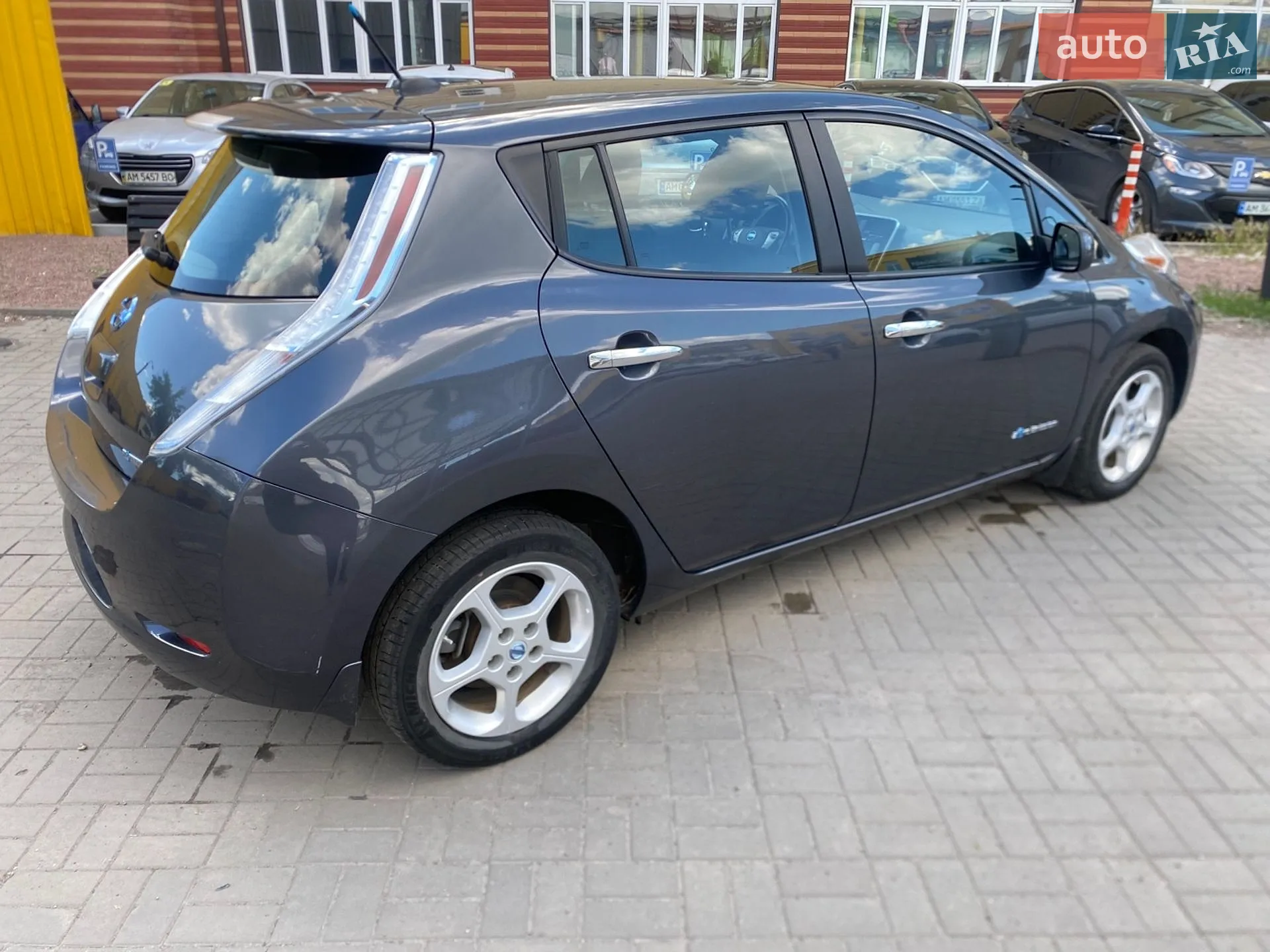 2013 Nissan Leaf - мініатюра 5