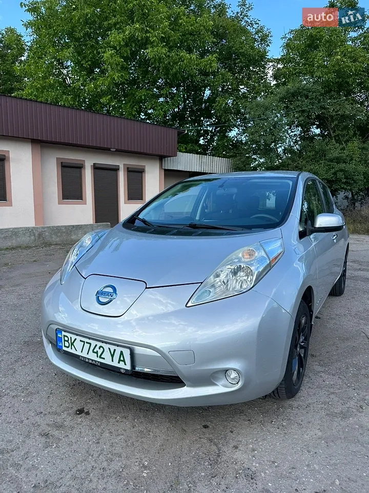 2014 Nissan Leaf - мініатюра 15