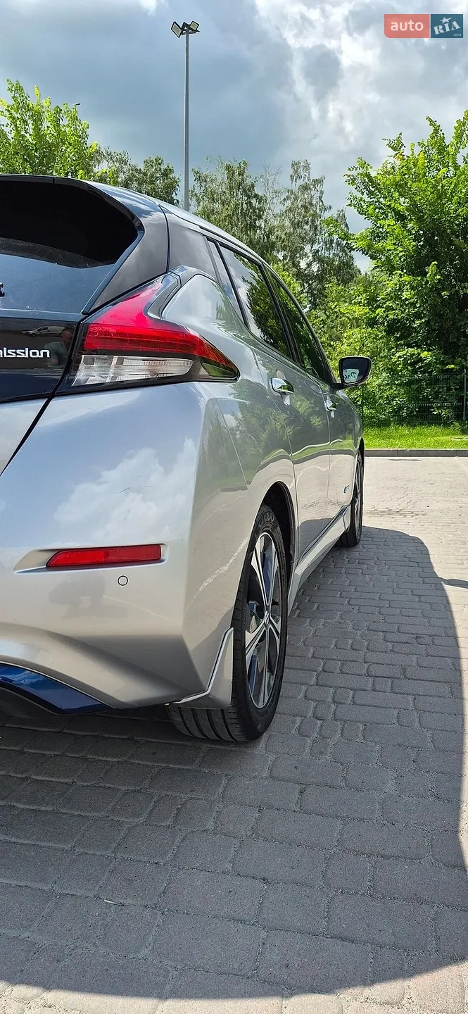 2018 Nissan Leaf - мініатюра 11