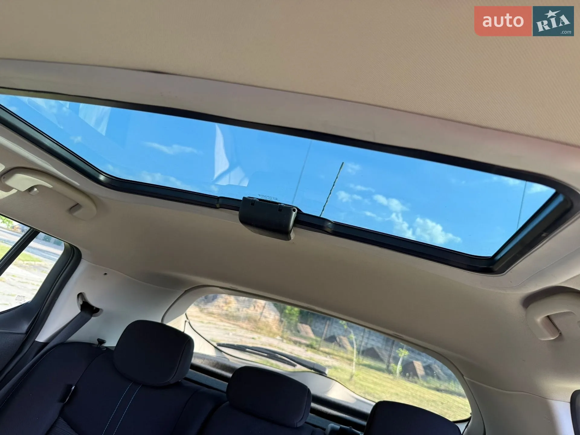 2020 Nissan Leaf - мініатюра 10