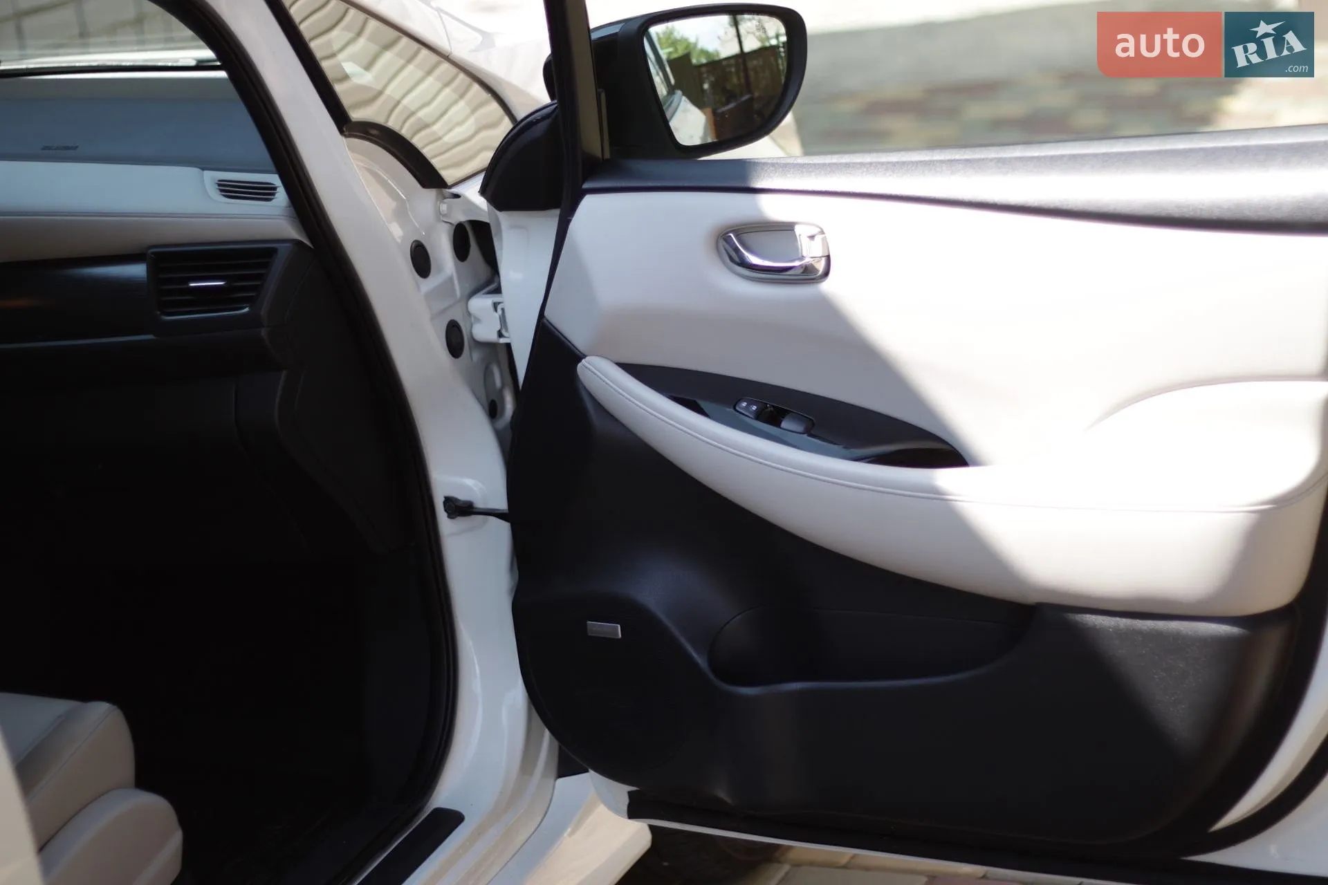 2018 Nissan Leaf - мініатюра 21