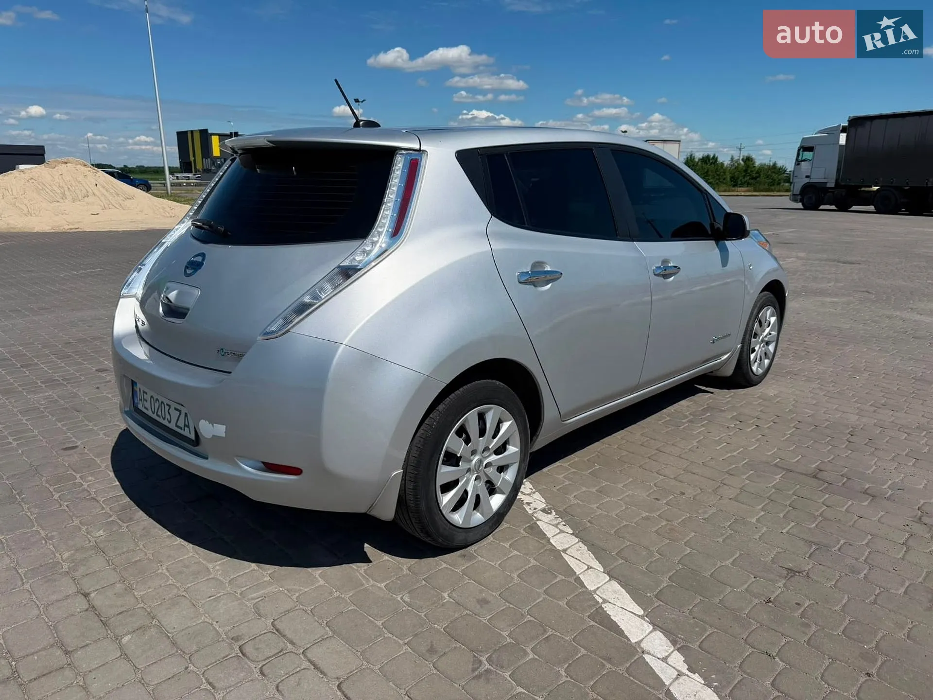 2016 Nissan Leaf - мініатюра 3