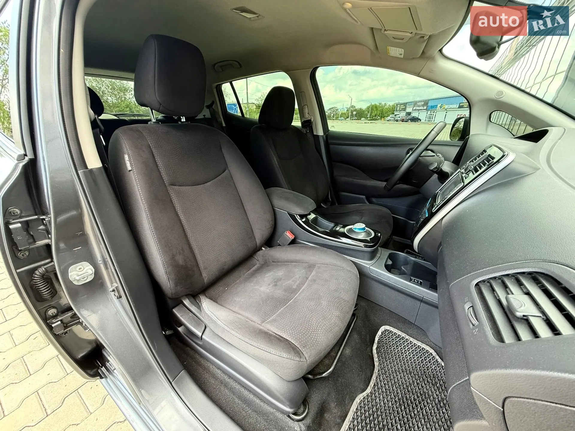 2015 Nissan Leaf - мініатюра 19