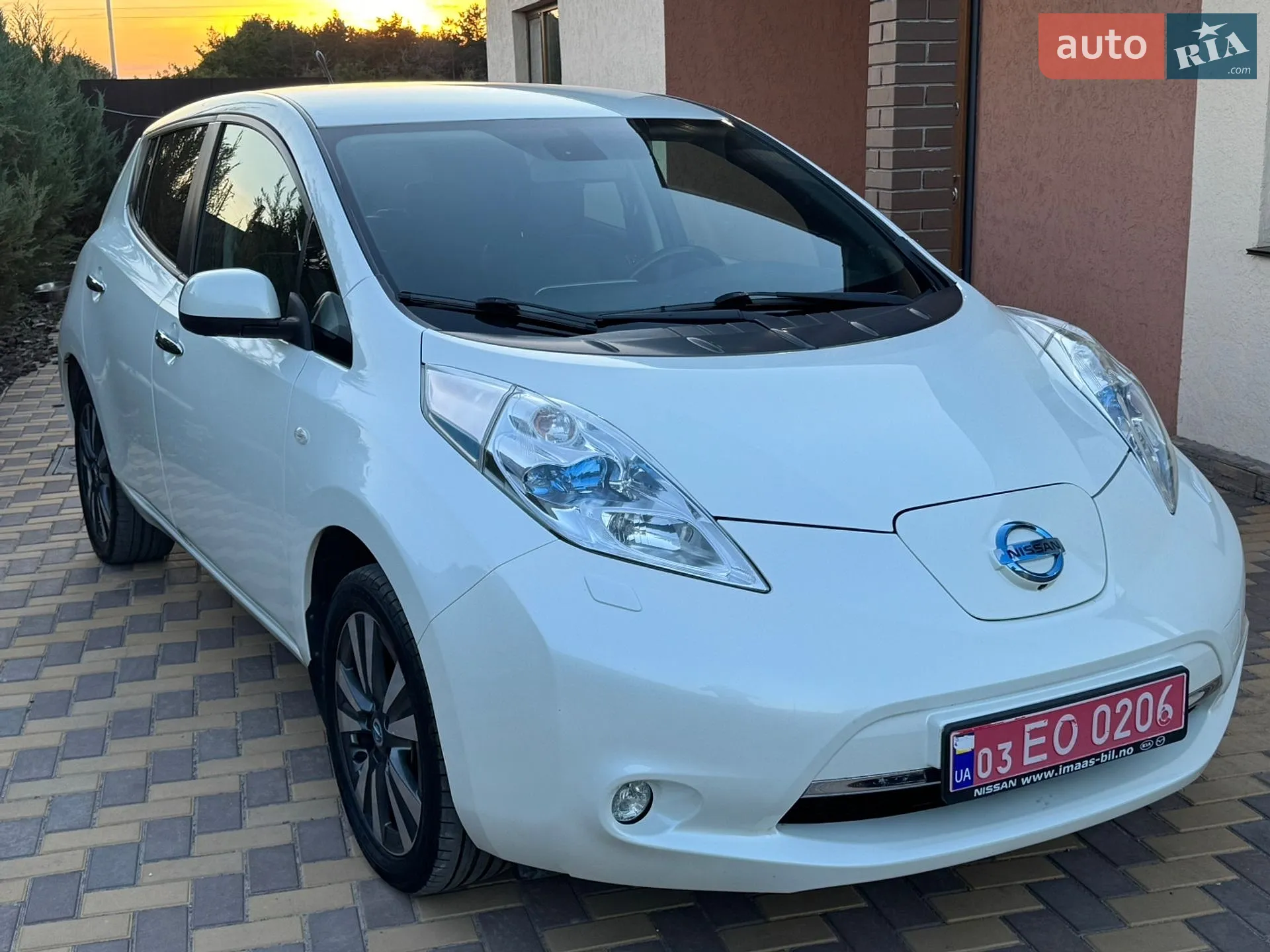 2014 Nissan Leaf - мініатюра 2