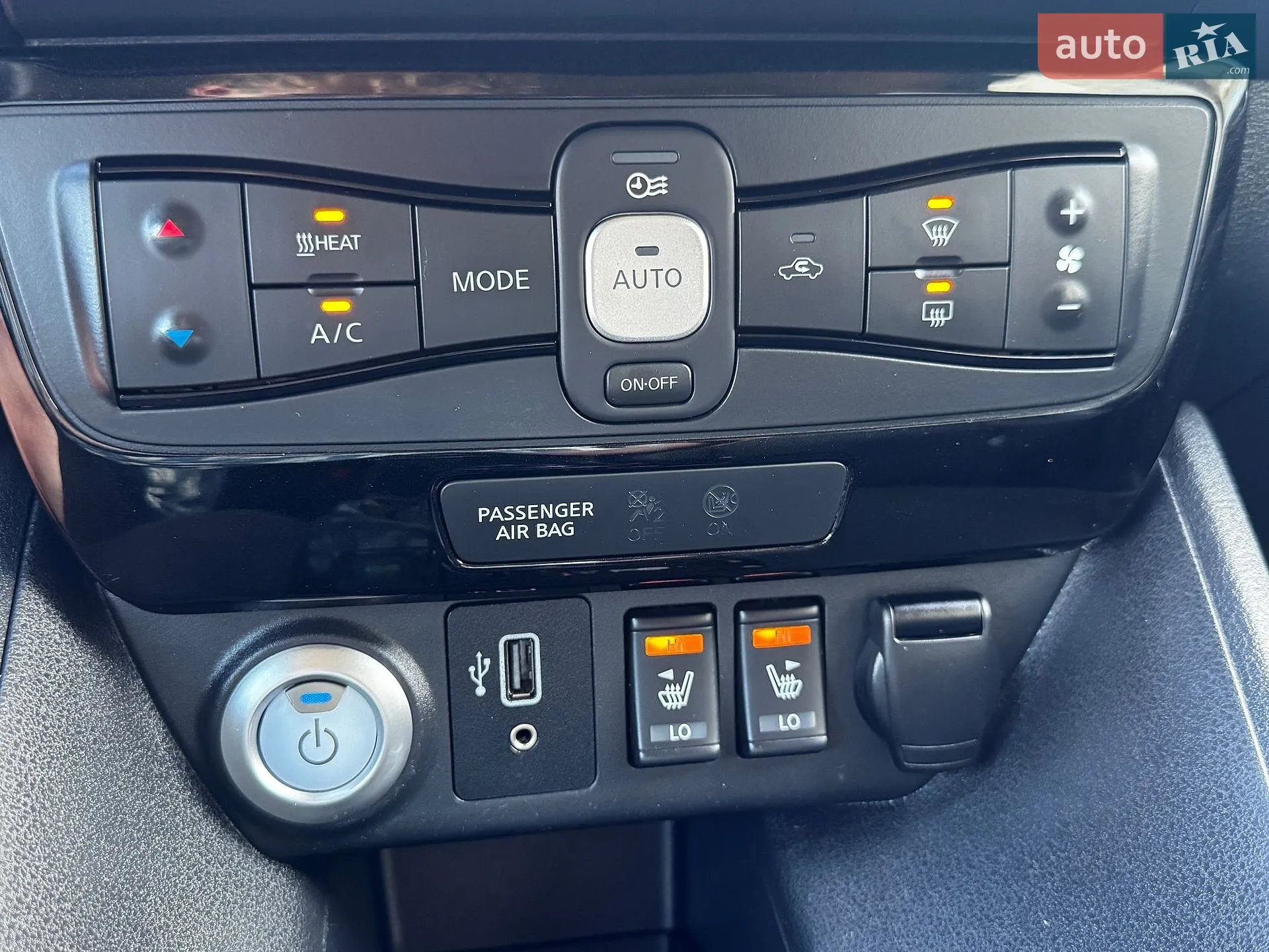 2020 Nissan Leaf - мініатюра 33