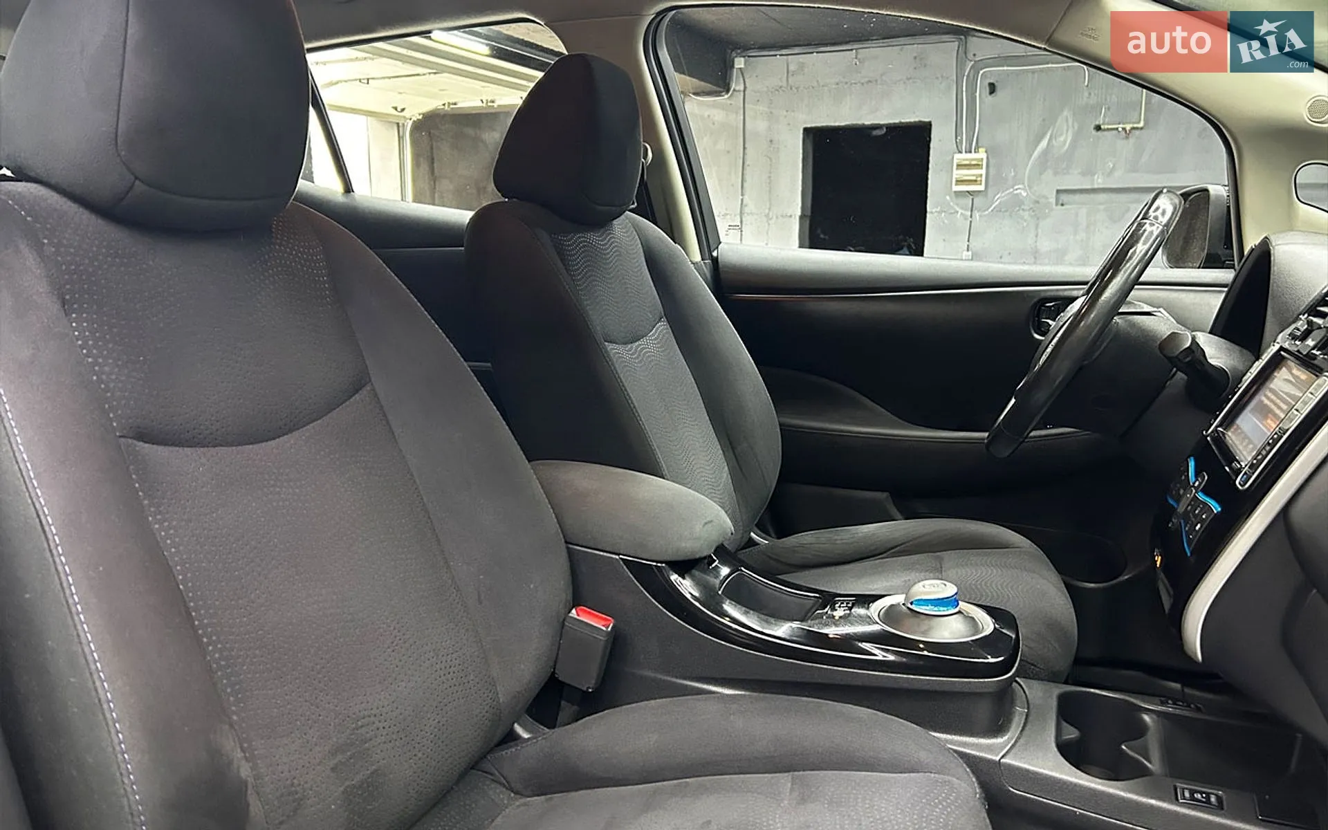 2017 Nissan Leaf - мініатюра 28