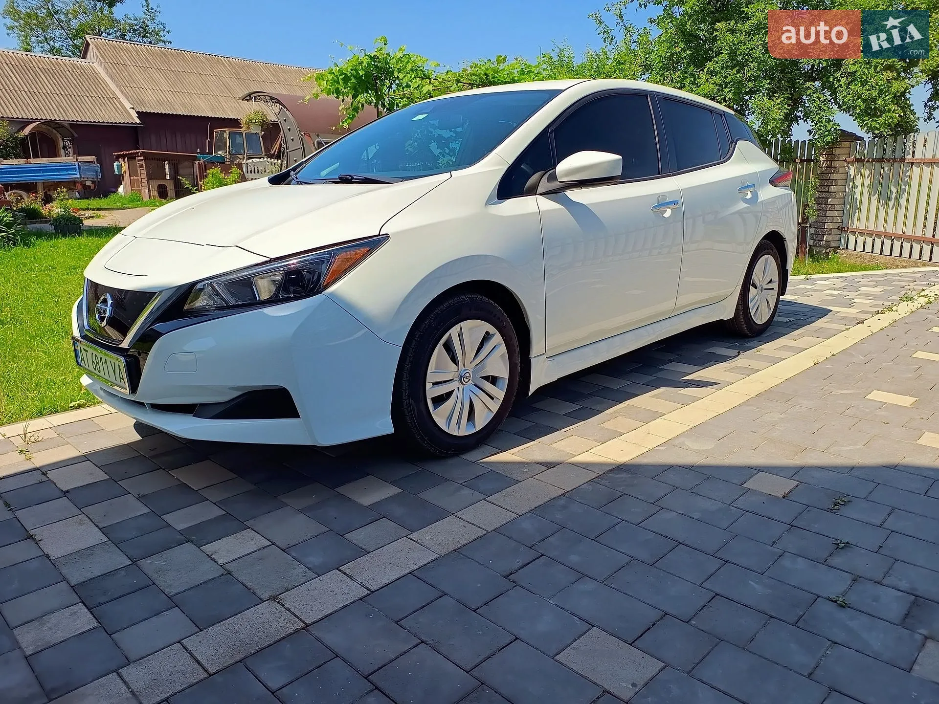 2022 Nissan Leaf - мініатюра 2