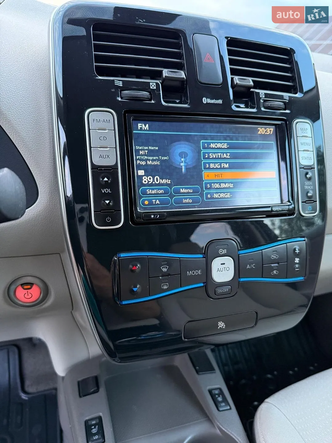 2012 Nissan Leaf - мініатюра 23