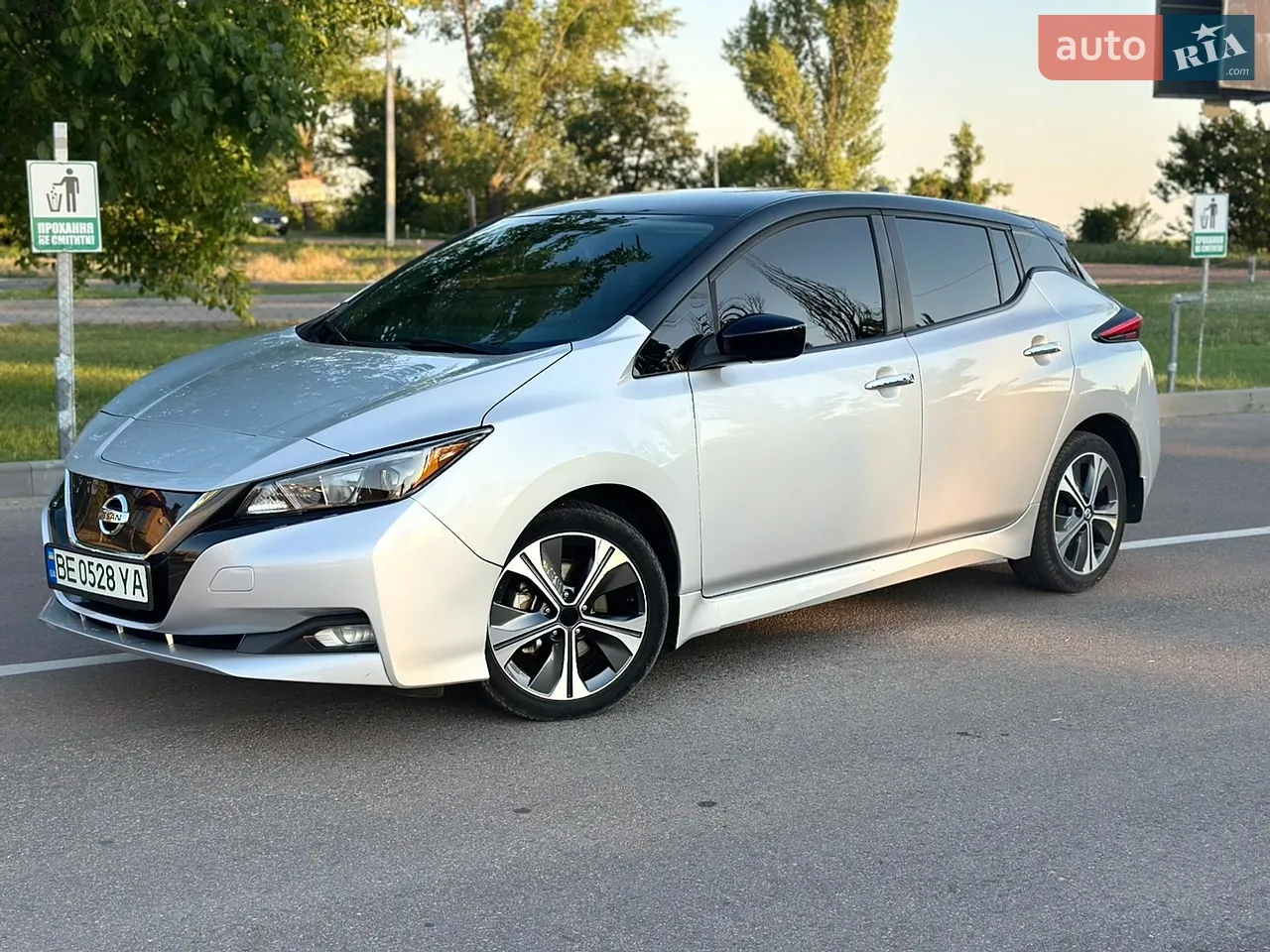2020 Nissan Leaf - мініатюра 10