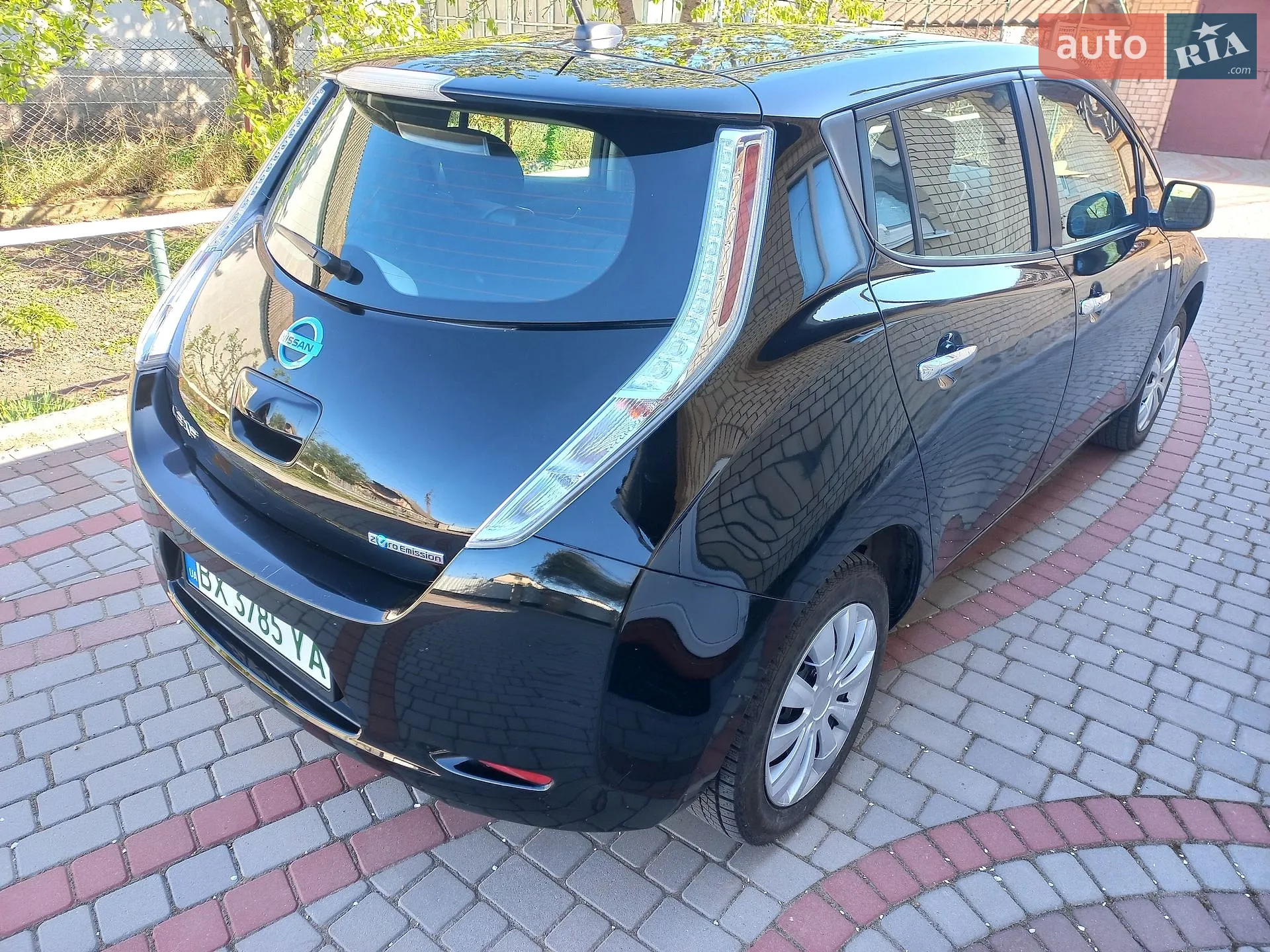 2015 Nissan Leaf - мініатюра 2