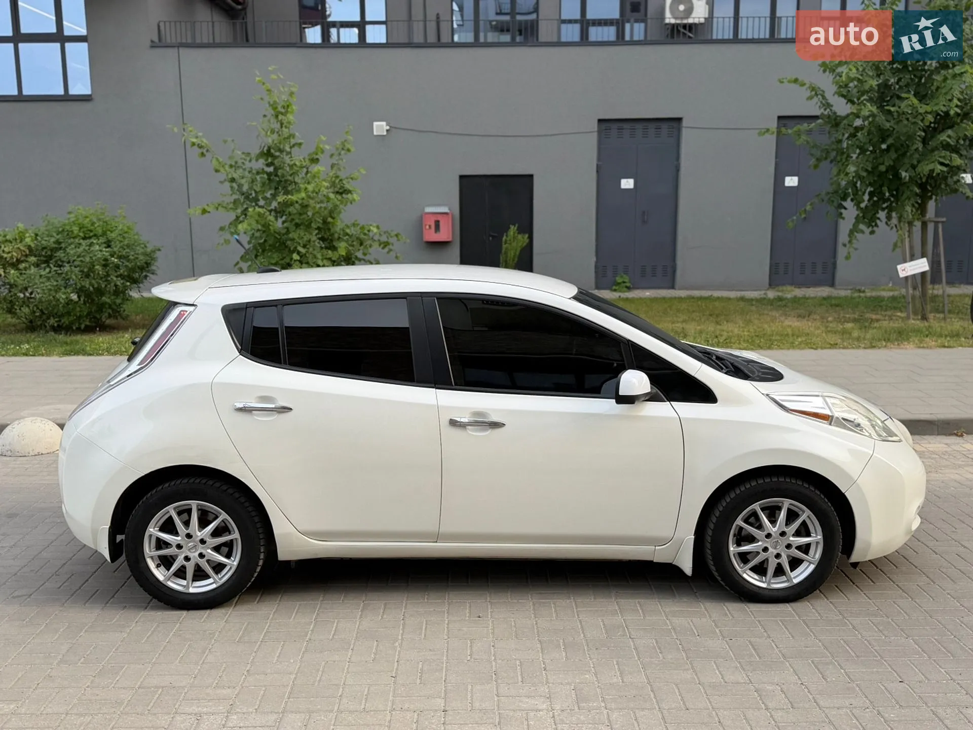 2013 Nissan Leaf - мініатюра 8