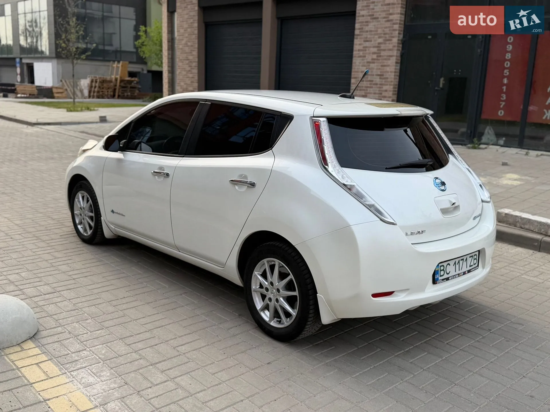 2013 Nissan Leaf - мініатюра 10