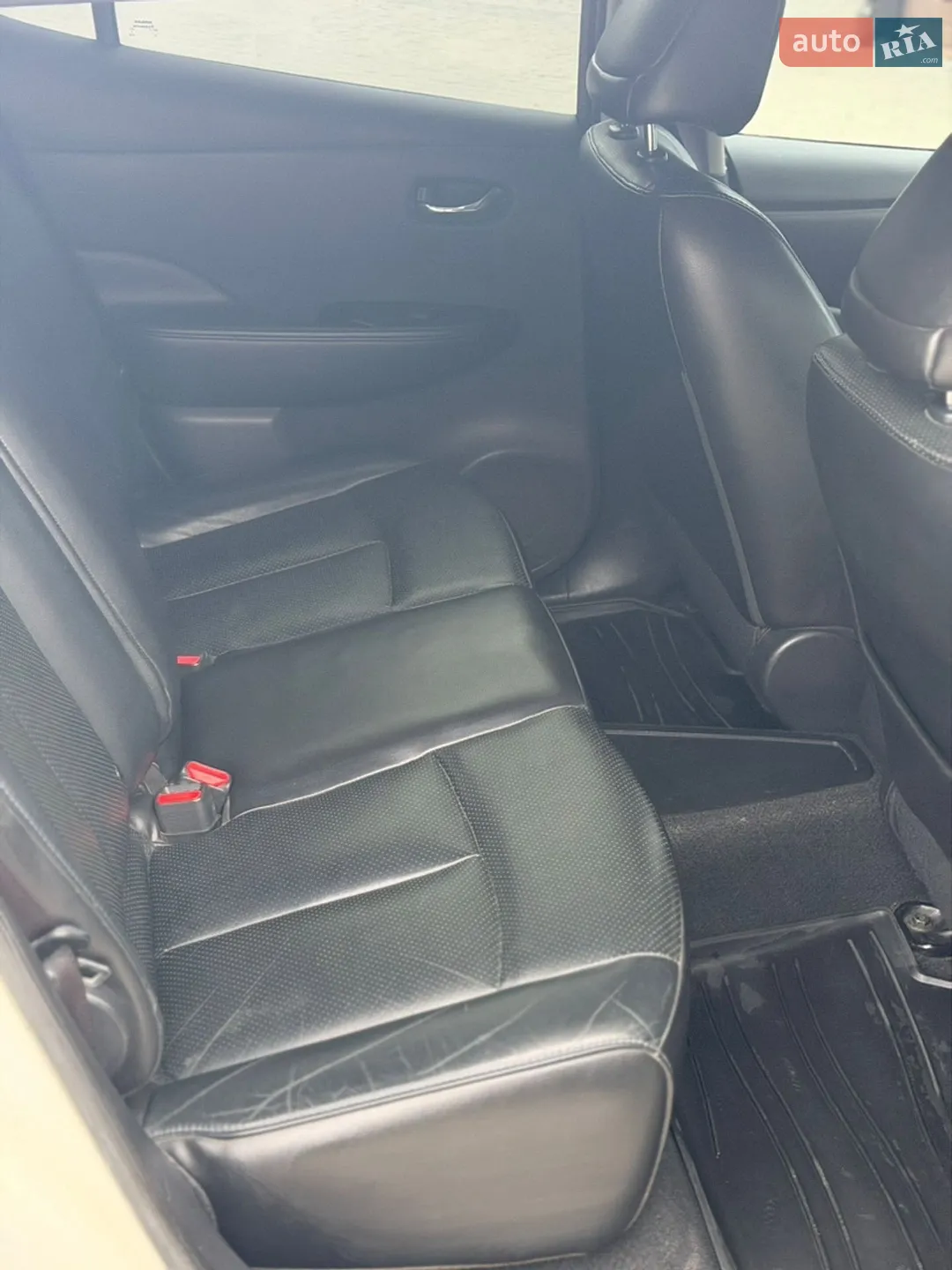 2013 Nissan Leaf - мініатюра 13