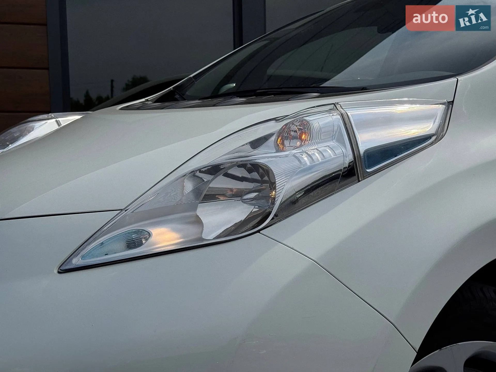 2016 Nissan Leaf - мініатюра 4