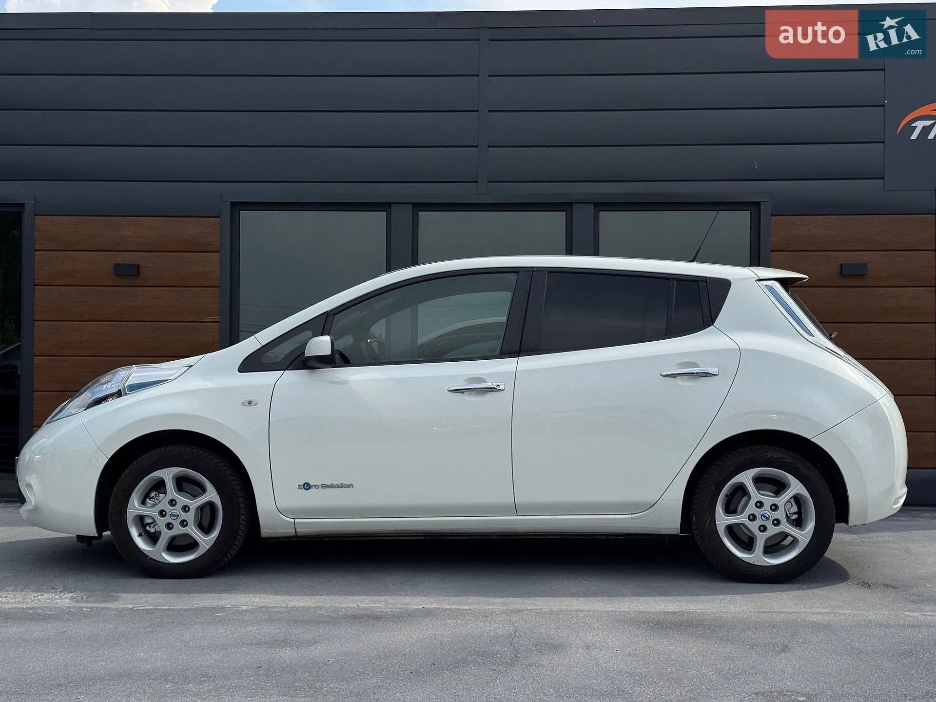 2016 Nissan Leaf - мініатюра 13