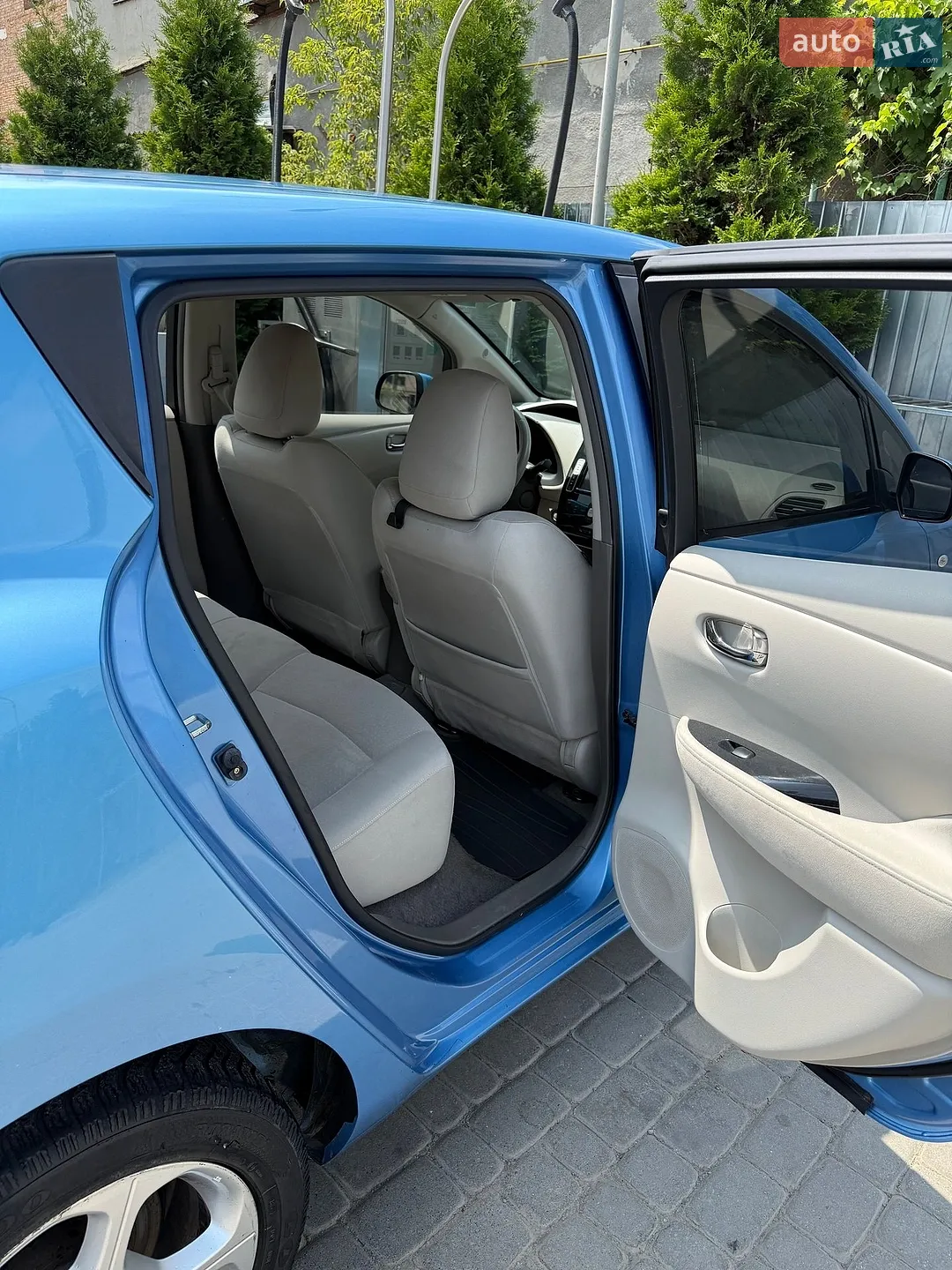2012 Nissan Leaf - мініатюра 20