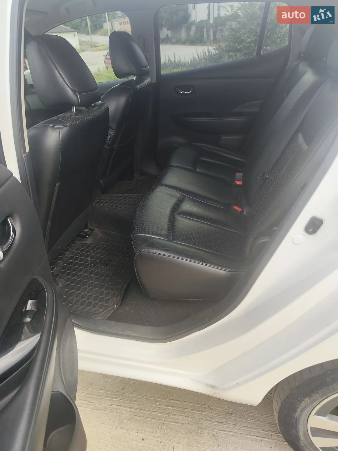 2013 Nissan Leaf - мініатюра 9
