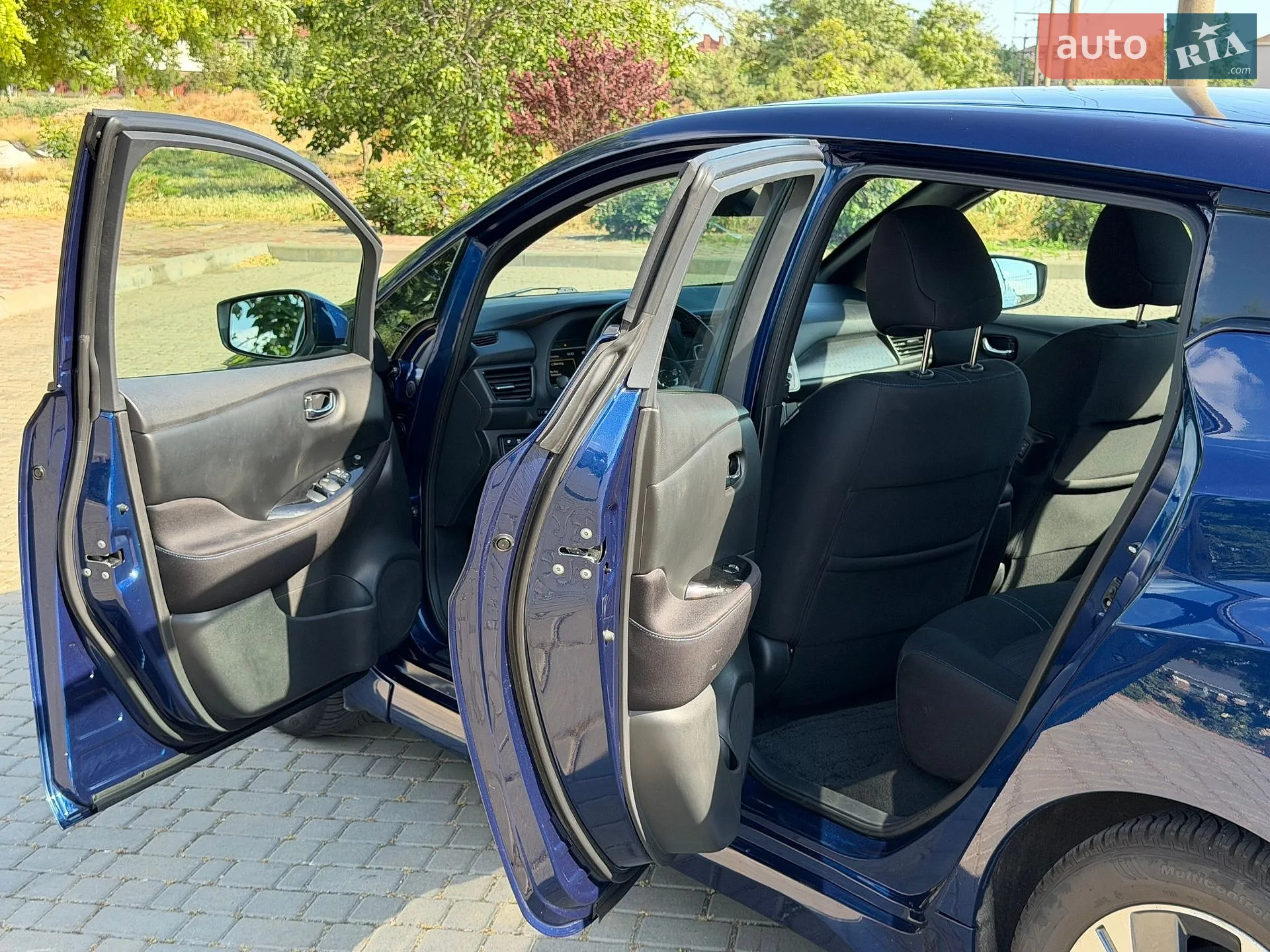 2019 Nissan Leaf - мініатюра 11