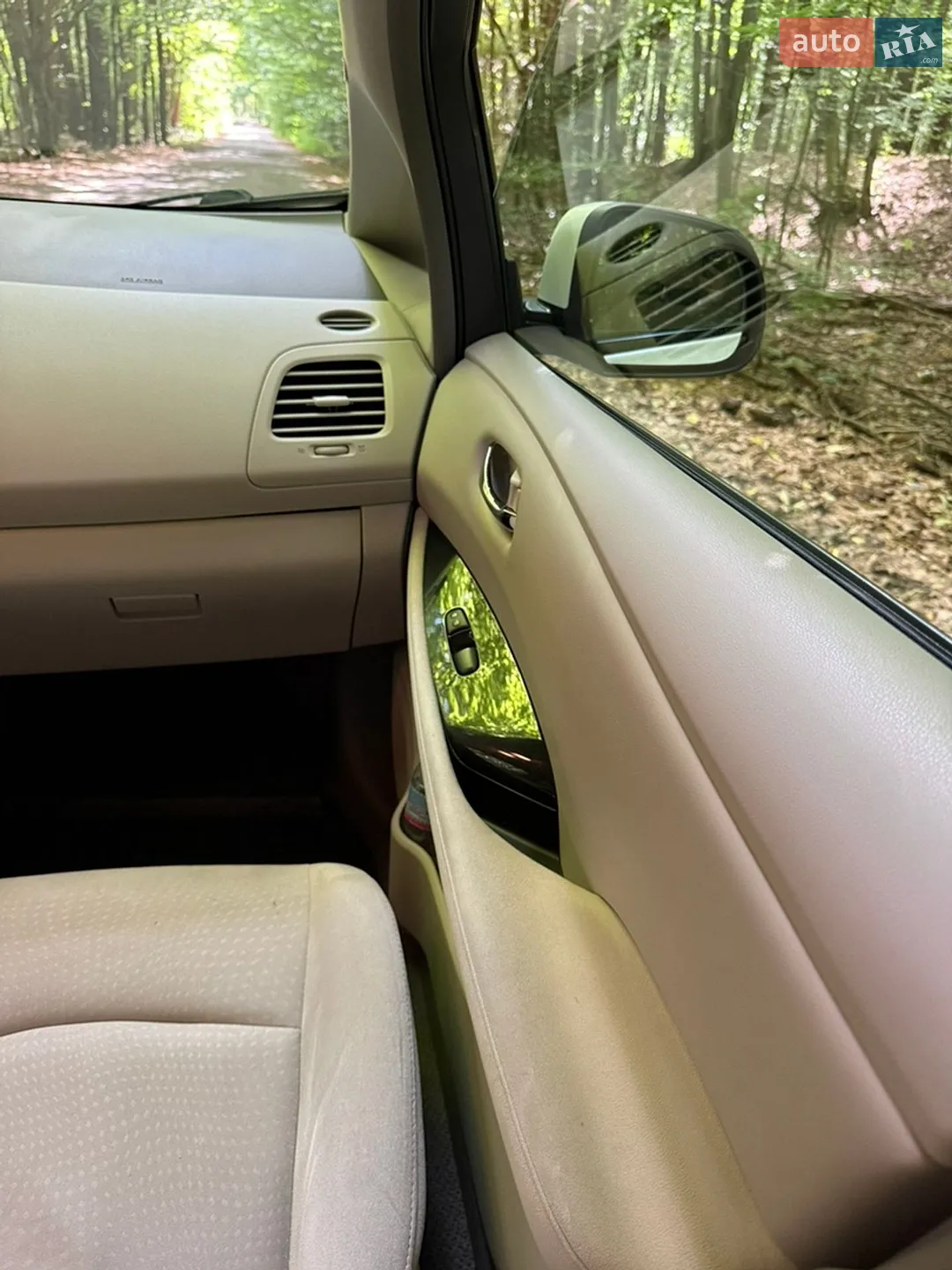 2010 Nissan Leaf - мініатюра 41