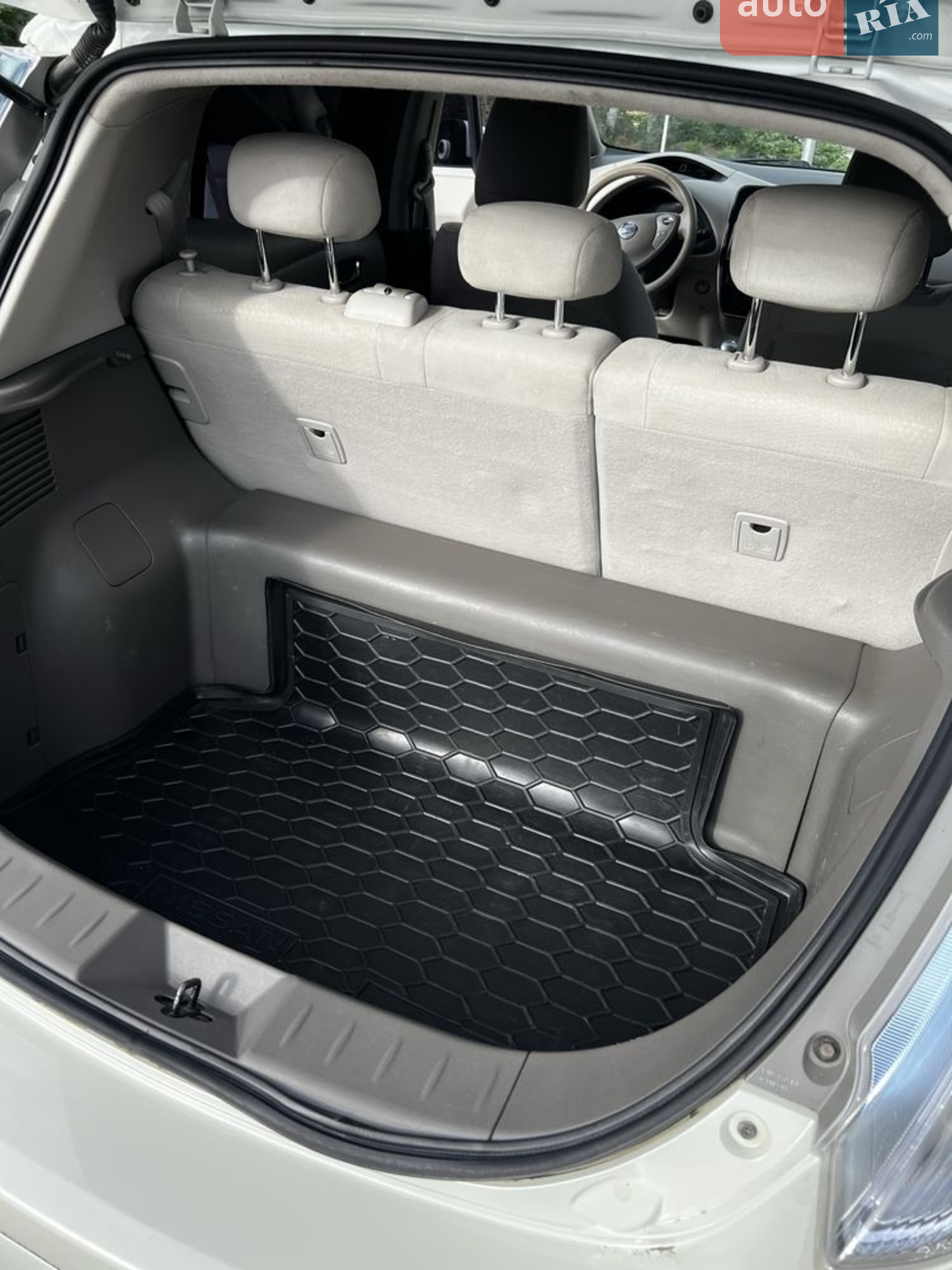 2012 Nissan Leaf - мініатюра 9