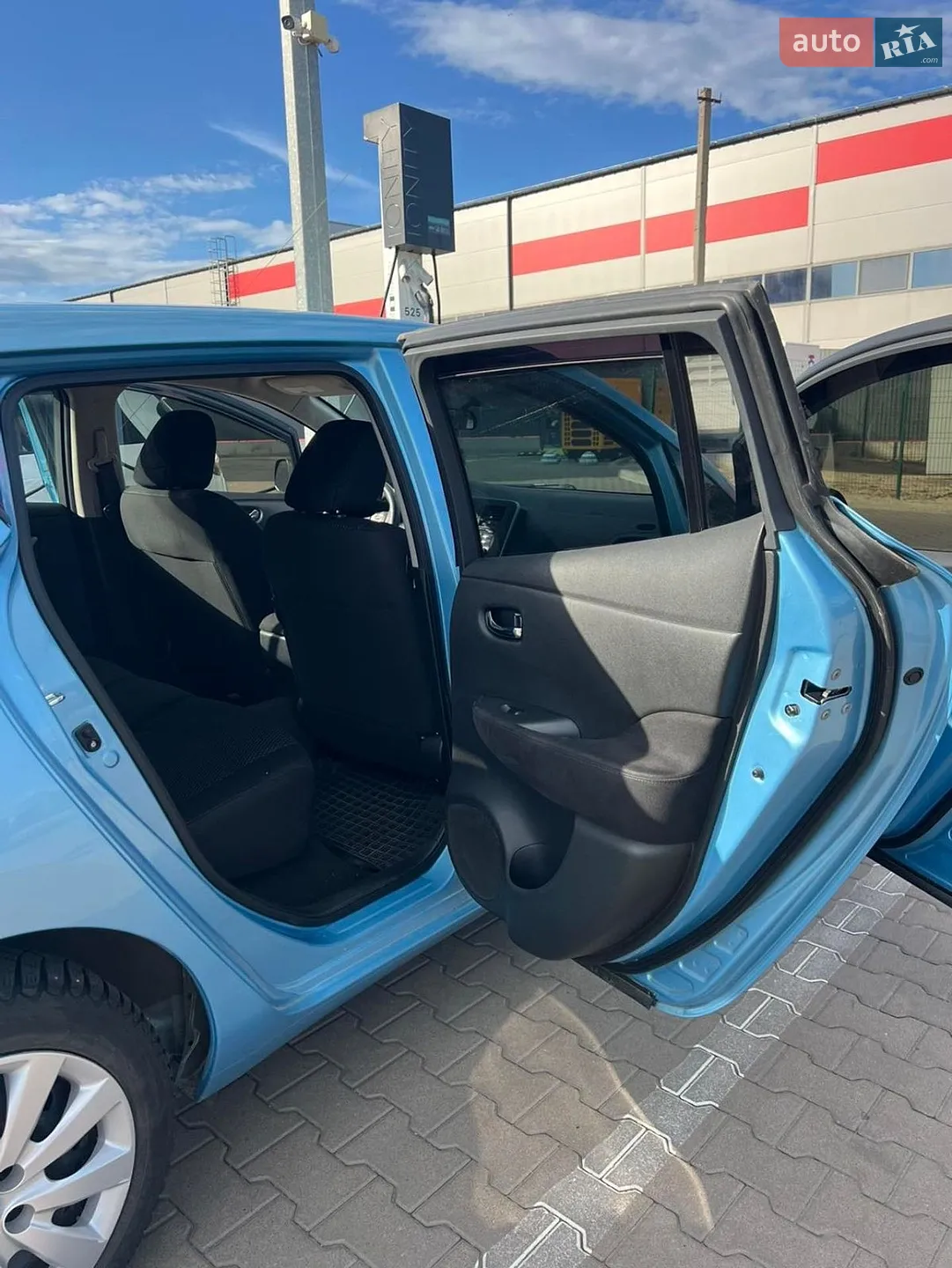 2015 Nissan Leaf - мініатюра 34