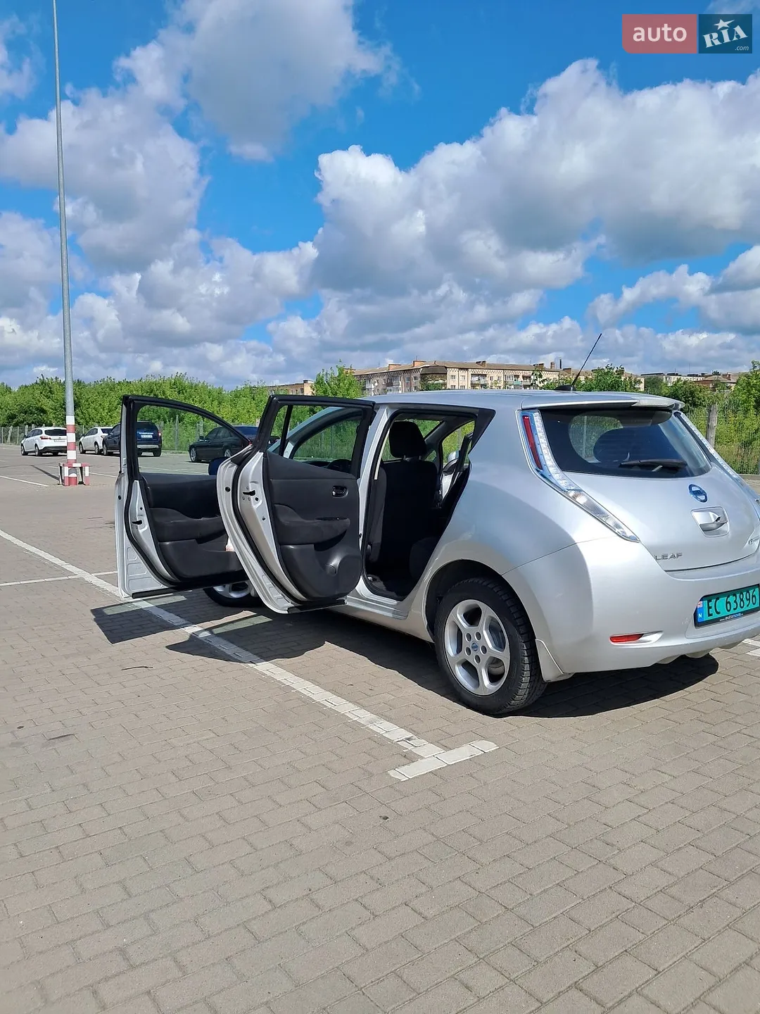 2014 Nissan Leaf - мініатюра 6