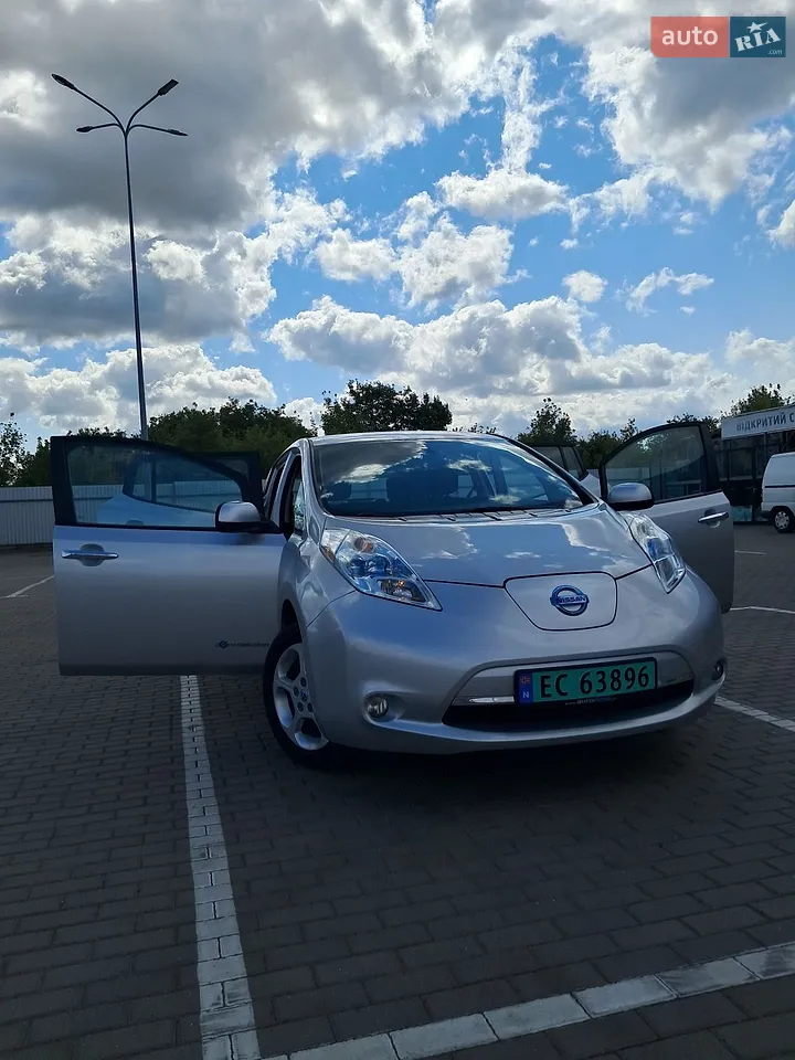 Nissan Leaf 2014