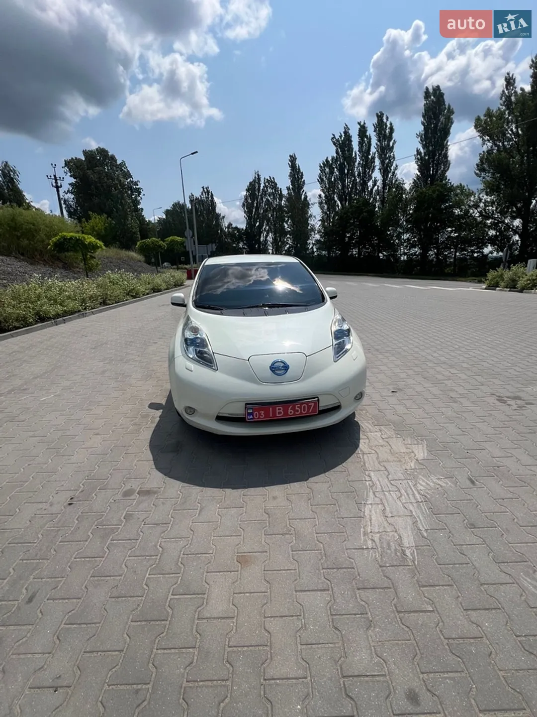 2011 Nissan Leaf - фото 1