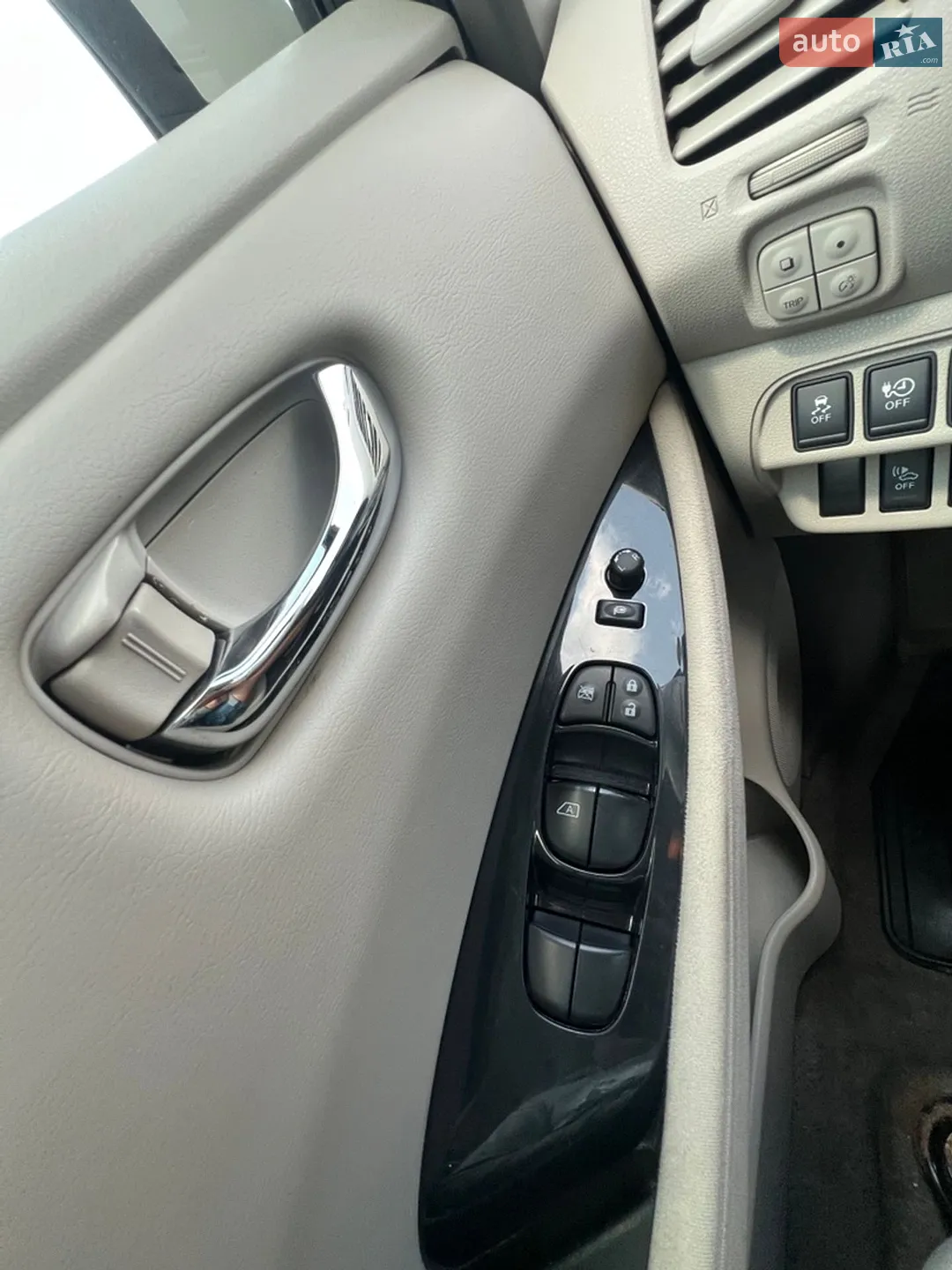 2011 Nissan Leaf - мініатюра 11