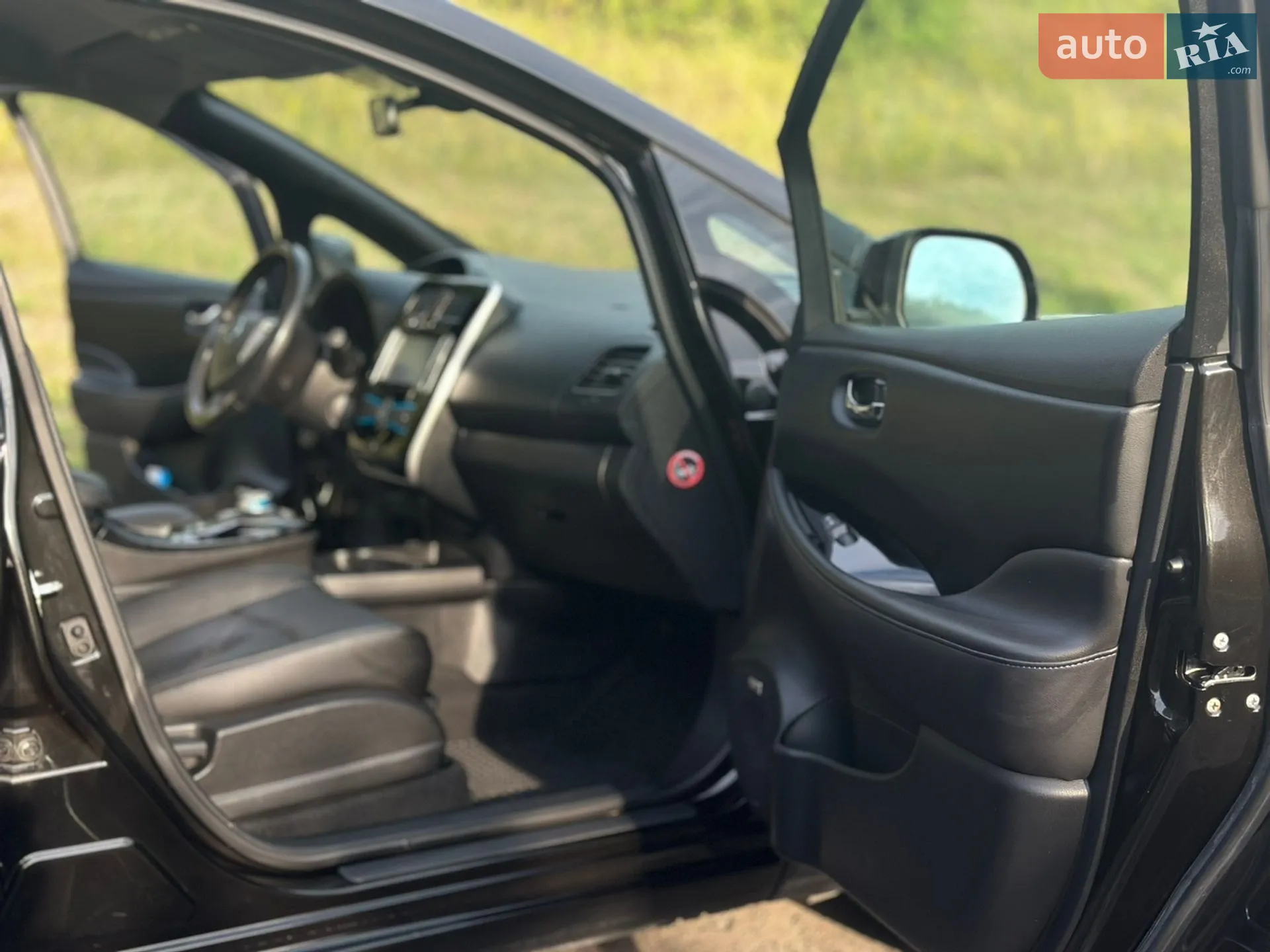 2015 Nissan Leaf - мініатюра 25