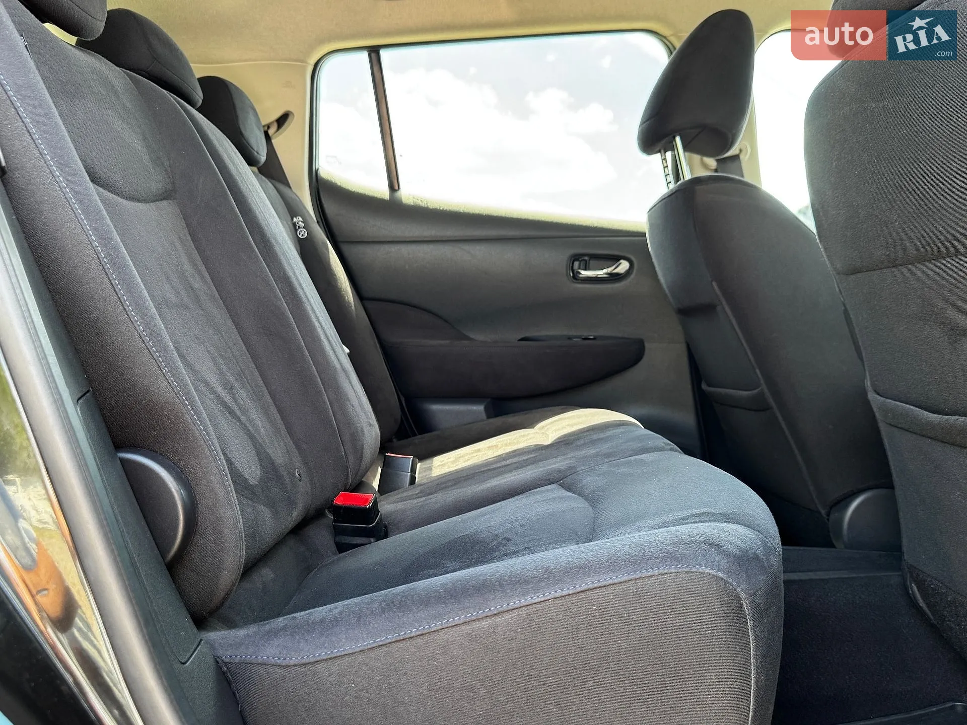 2013 Nissan Leaf - мініатюра 18