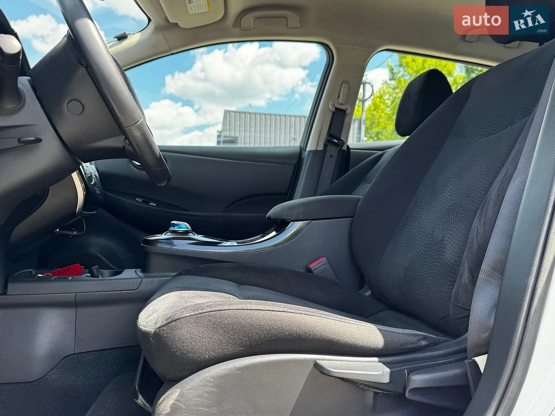 2017 Nissan Leaf - мініатюра 16