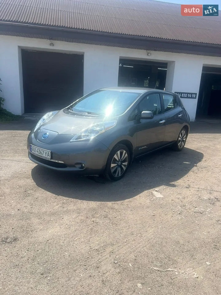 2015 Nissan Leaf - мініатюра 31