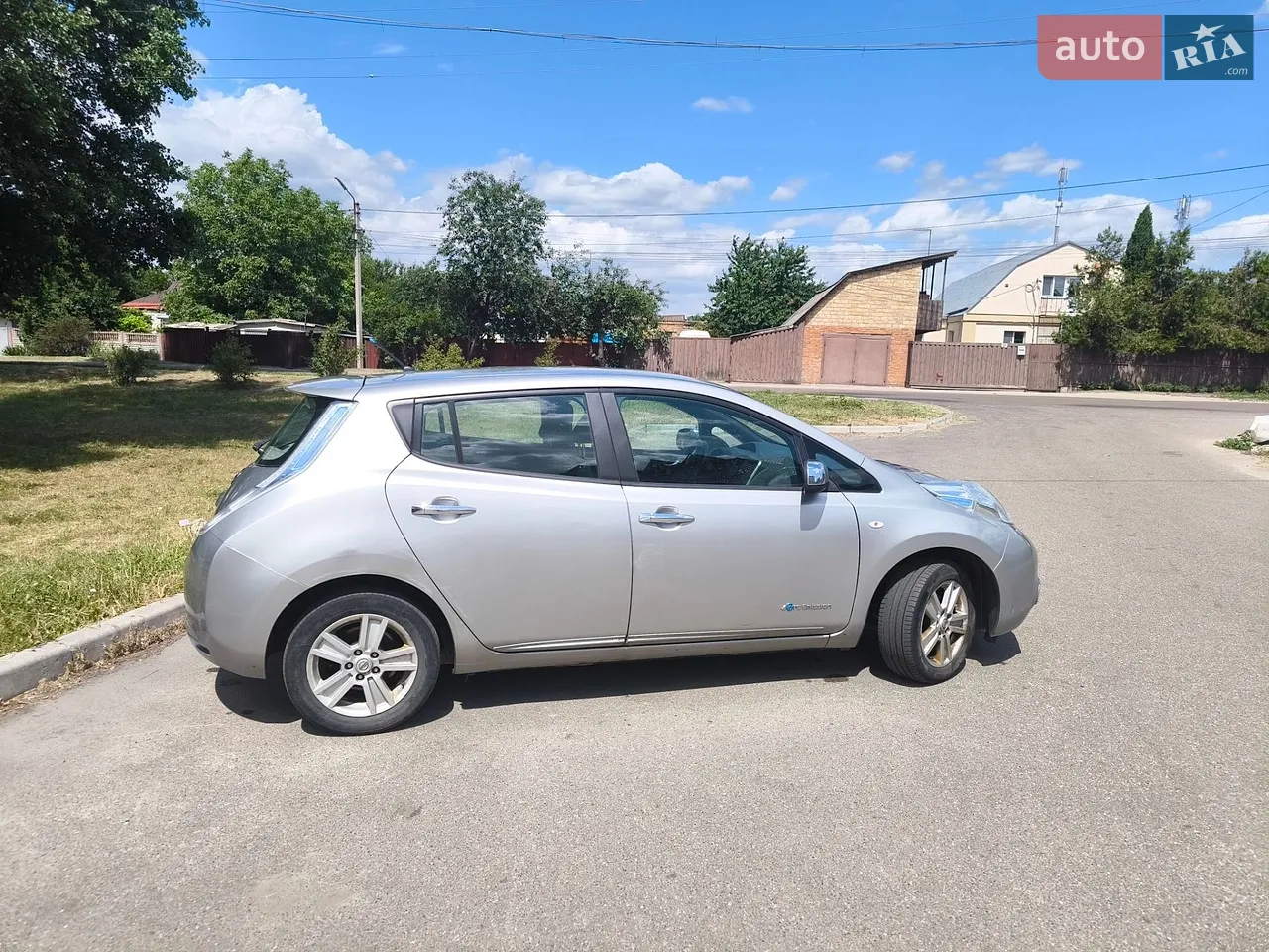 2014 Nissan Leaf - мініатюра 46