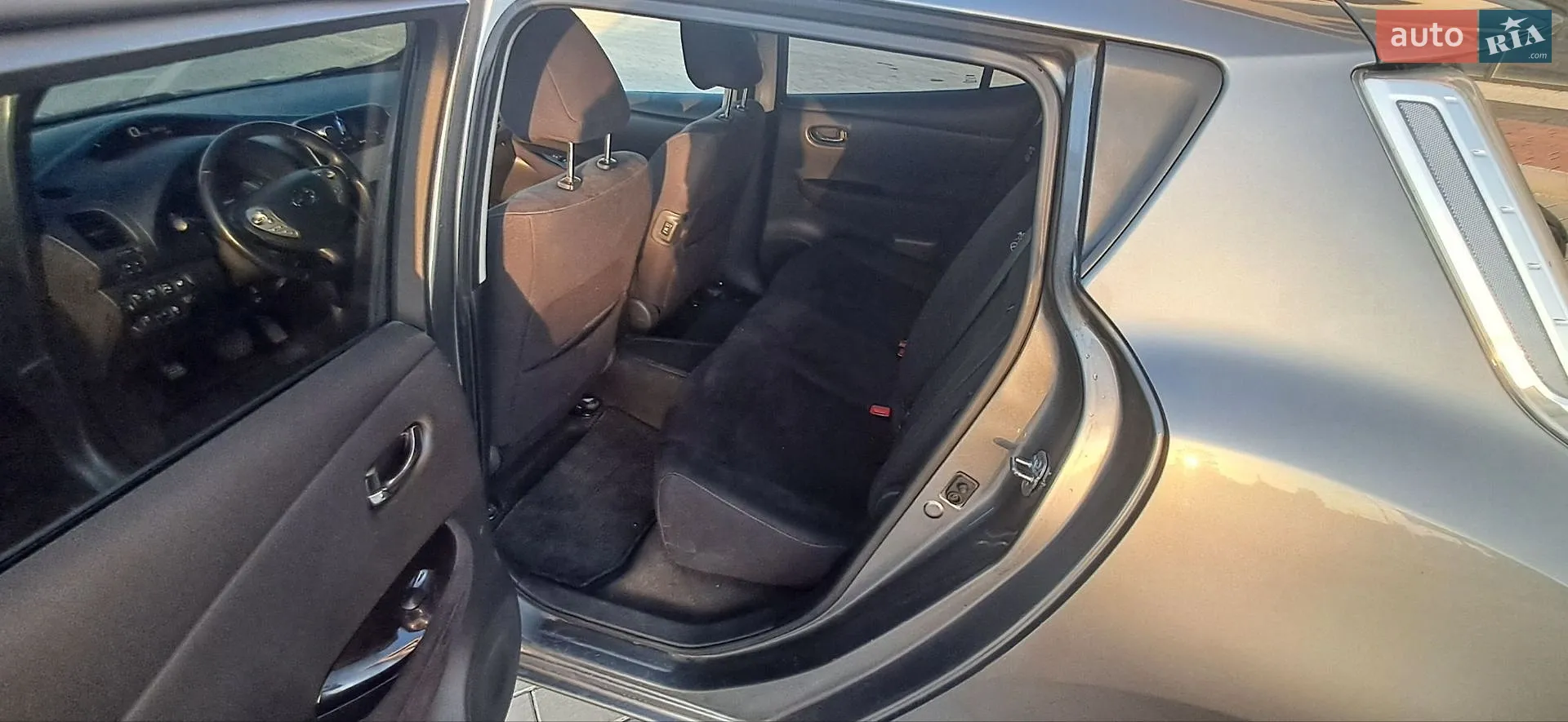 2014 Nissan Leaf - мініатюра 10
