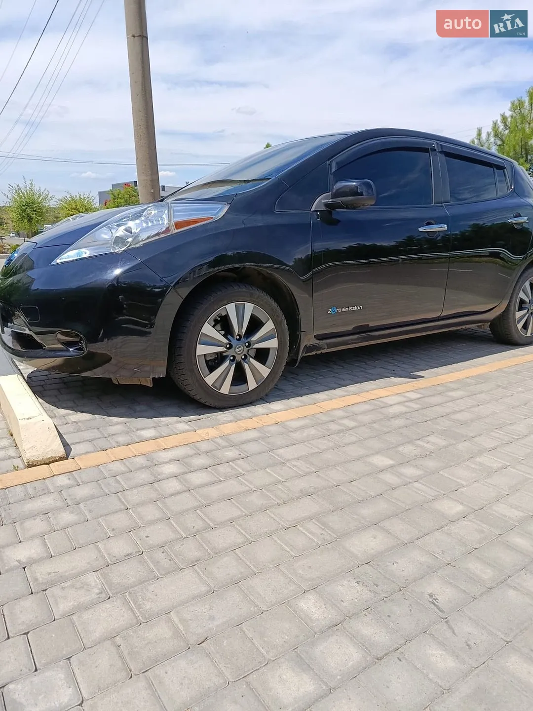 2017 Nissan Leaf - мініатюра 2