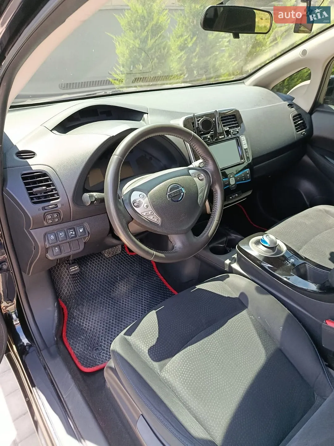 2017 Nissan Leaf - мініатюра 10