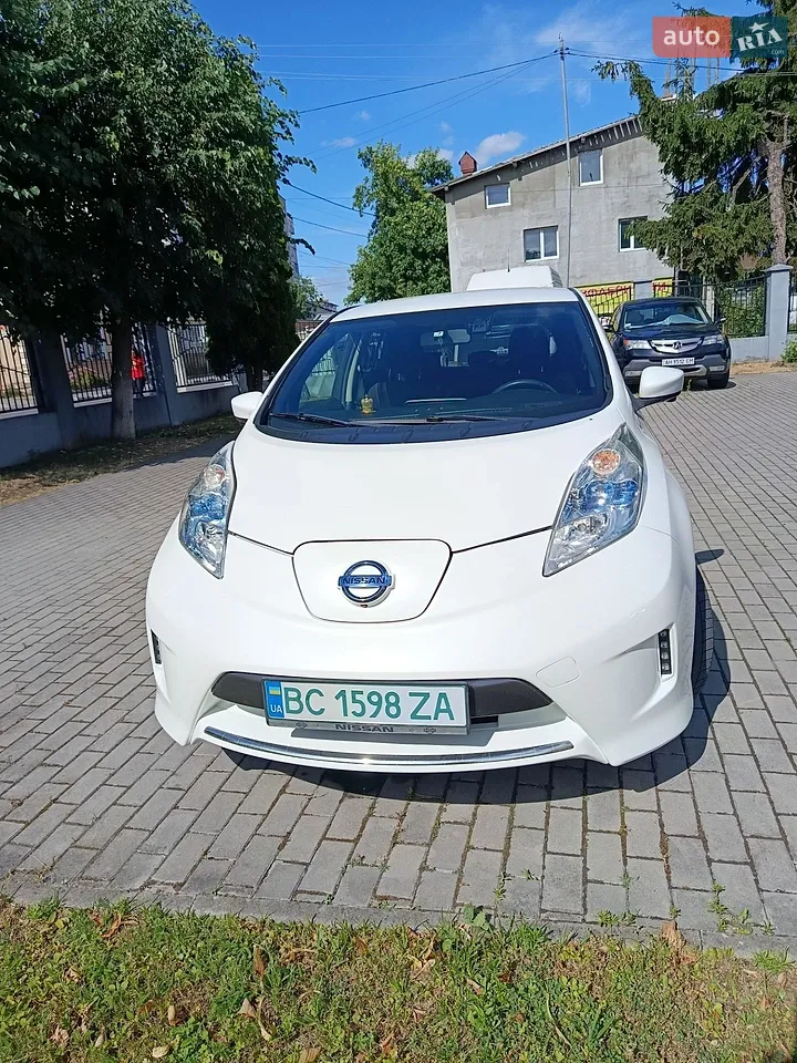 2016 Nissan Leaf - мініатюра 15