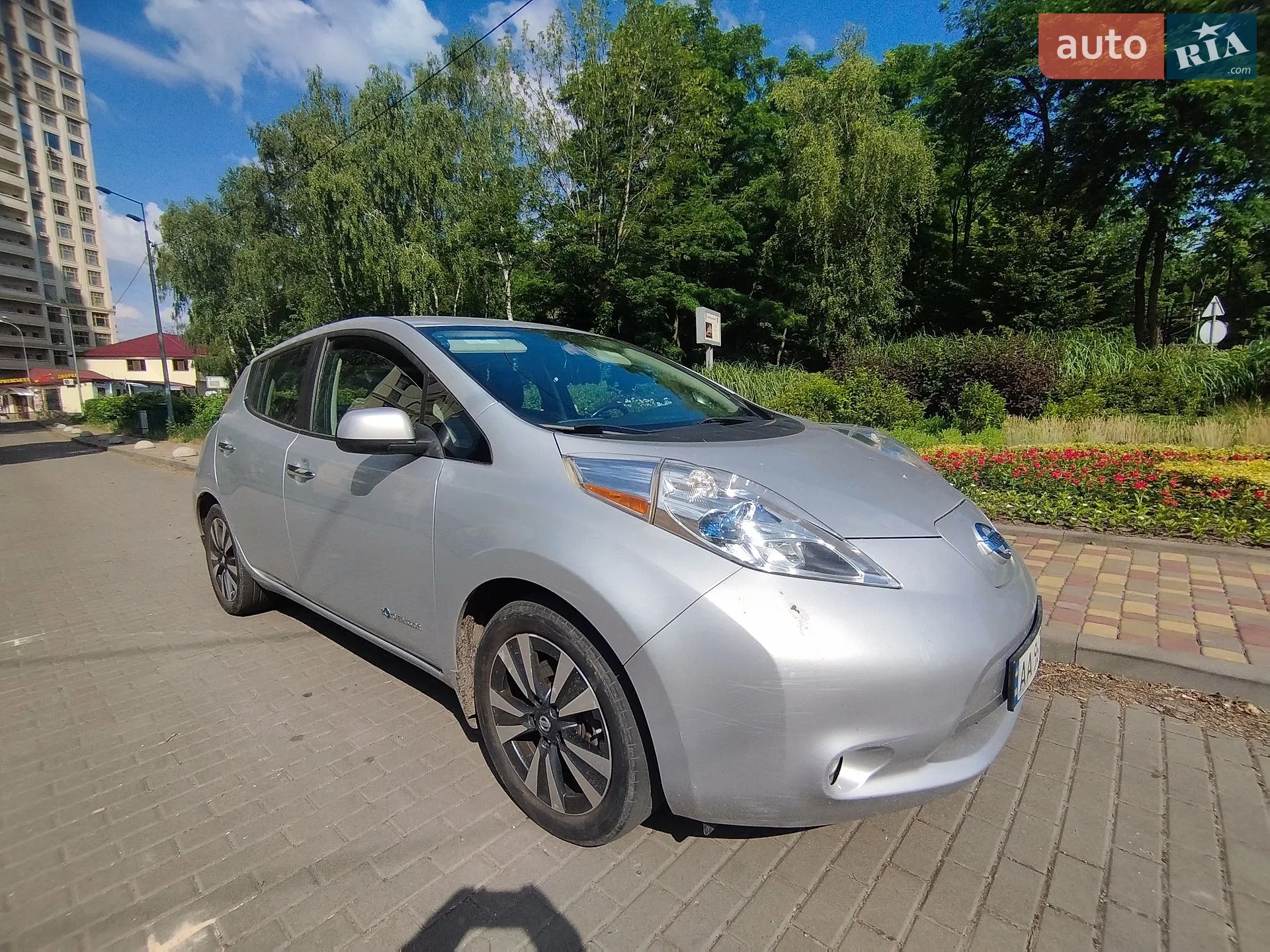 2016 Nissan Leaf - мініатюра 2