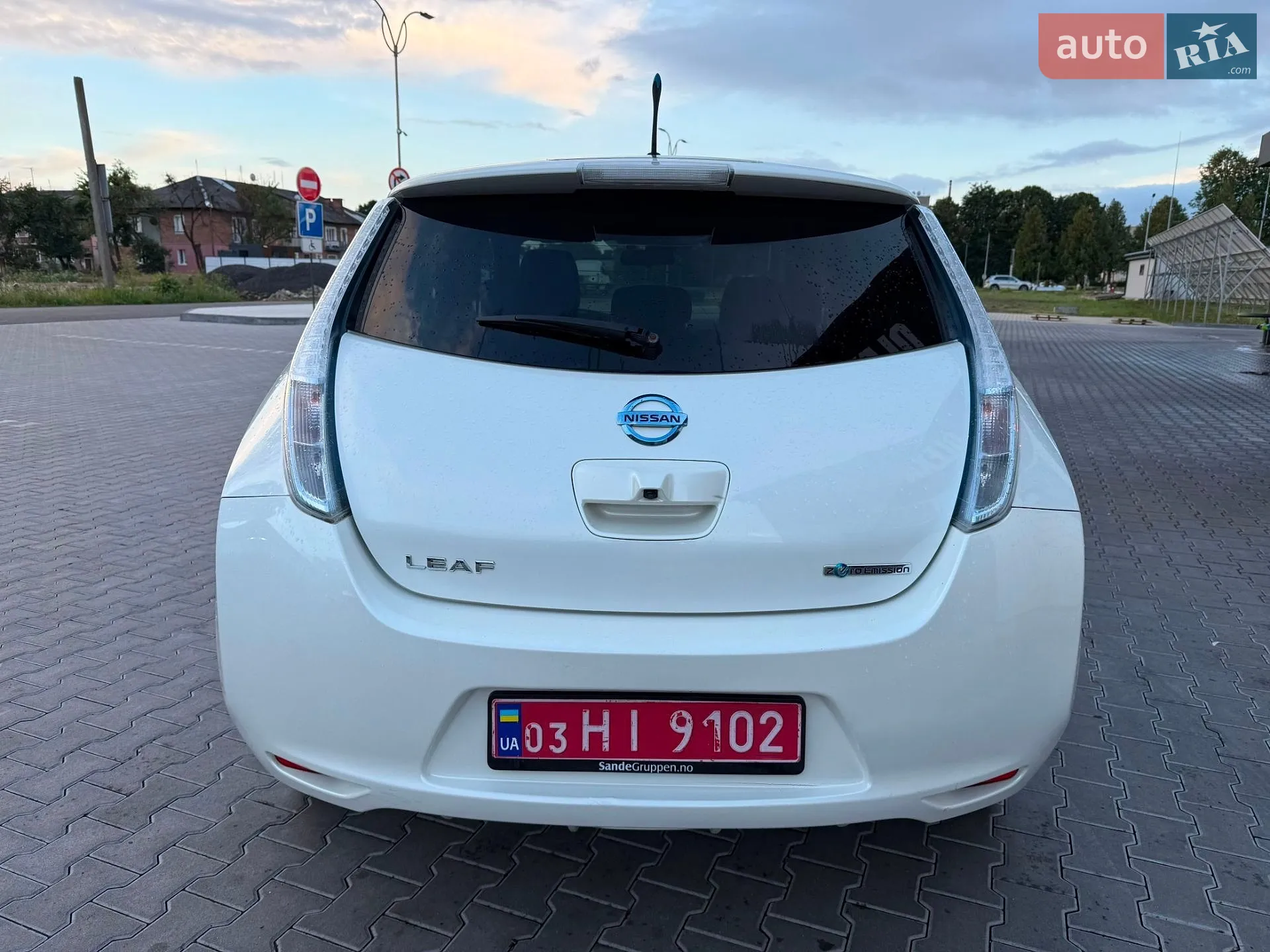 2014 Nissan Leaf - мініатюра 18